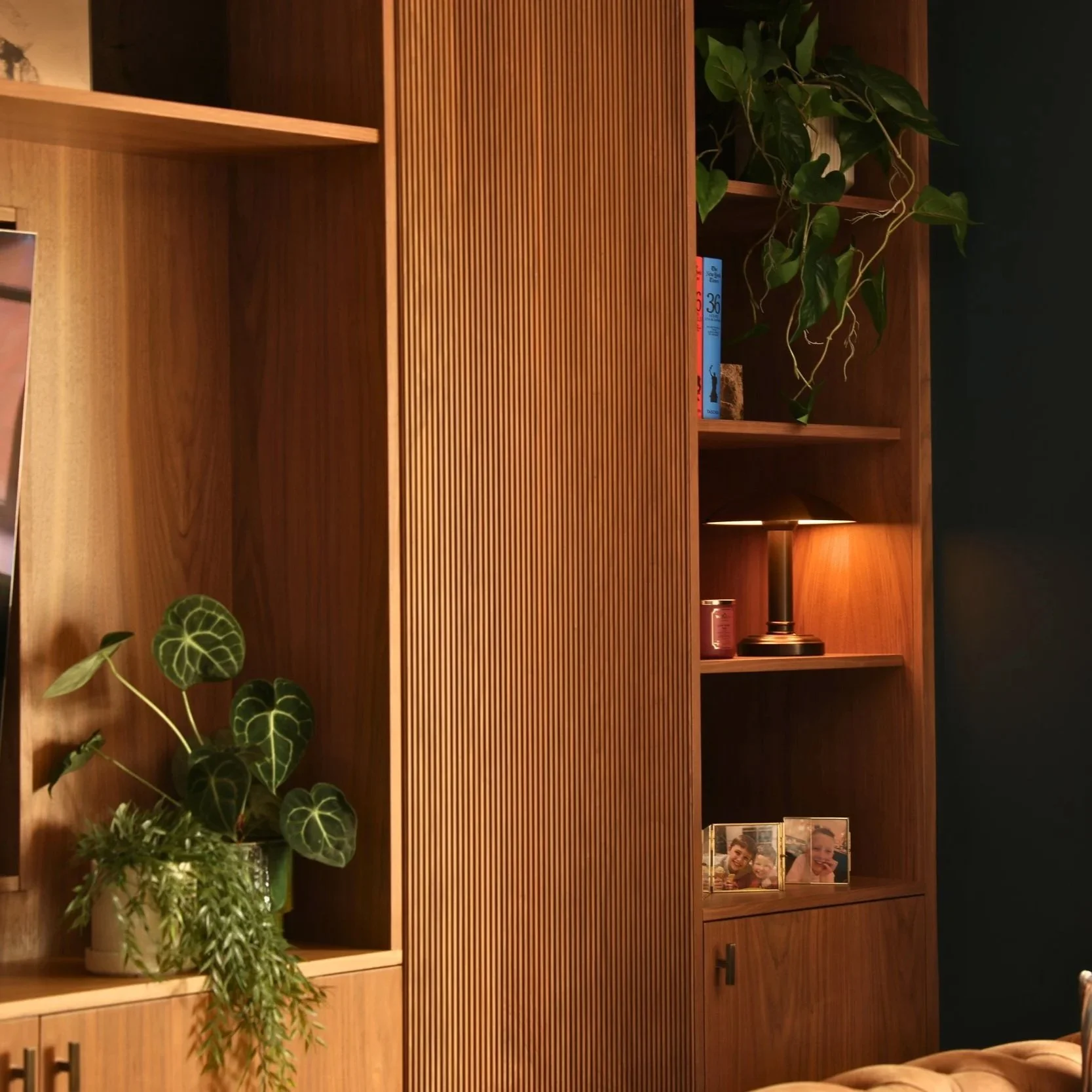 DECO HOUSE; GAMES ROOM