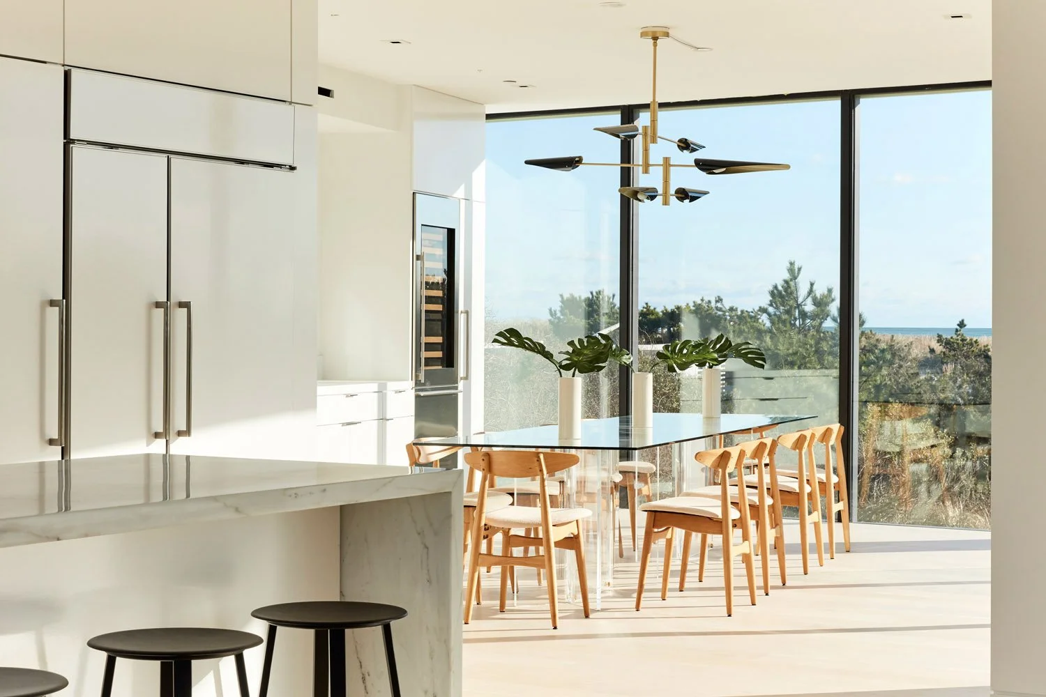 90DuneRdQuogue_diningv3.jpg