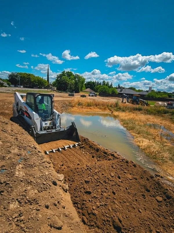 home-pond-digging-redding.jpg