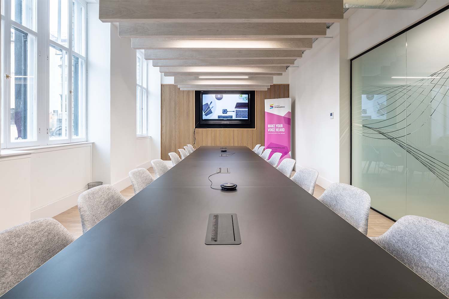 Large meeting room with acoustics