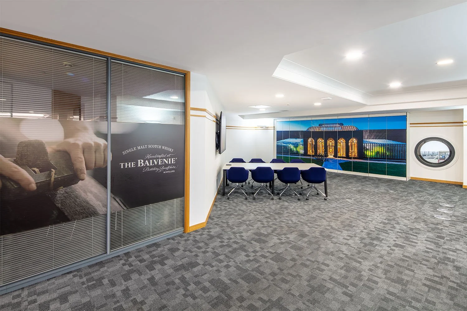 staff meeting space.jpg