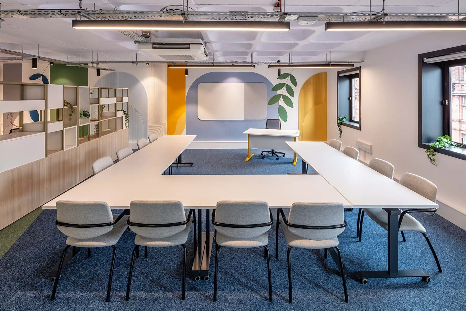 A flexible training space for UK Debt Expert