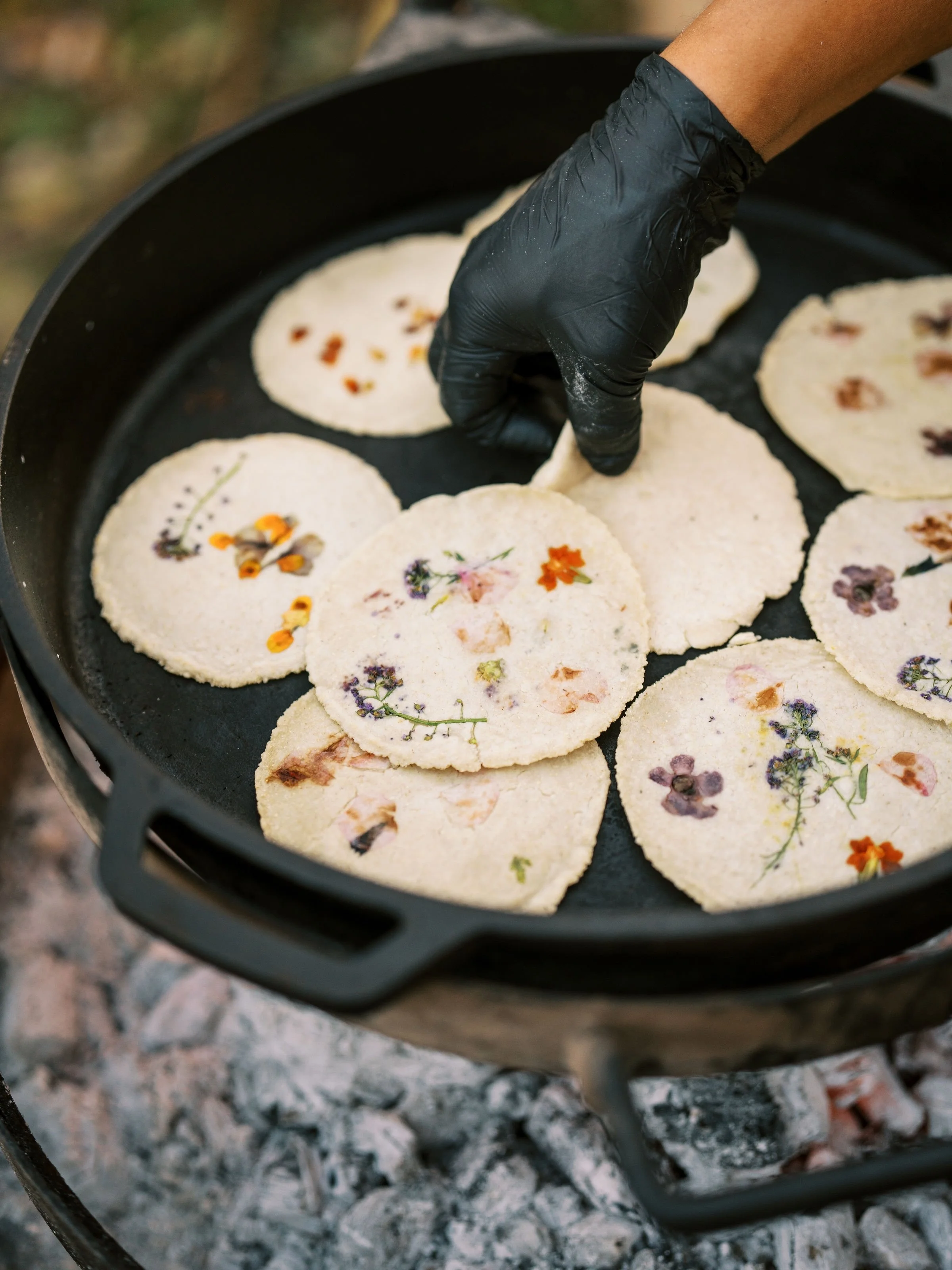 On Sunday, November 1st, we&rsquo;re transforming Kula Urban Farm for a traditional celebration of D&iacute;a de los Muertos. 

Drawing on Chef Pablo&rsquo;s roots, it&rsquo;s an evening of feasting, music, and remembrance, honoring the lives of love