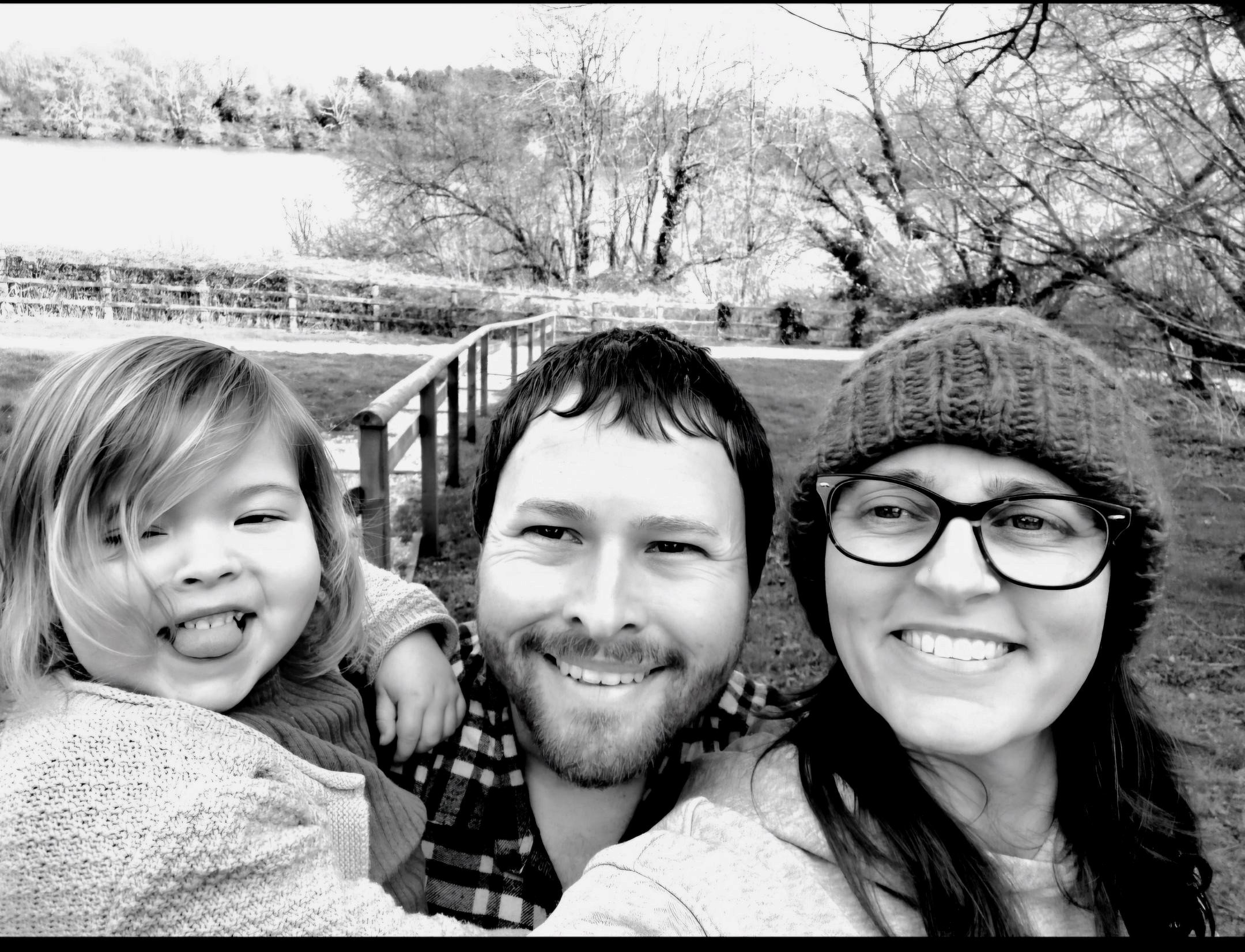 Ivey with mummy & Daddy.jpg