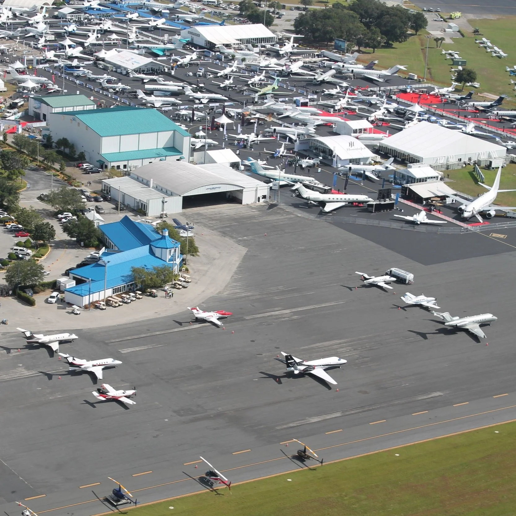 Atlantic Aviation Teams with 4AIR for 100% SAF Book & Claim at NBAA-BACE