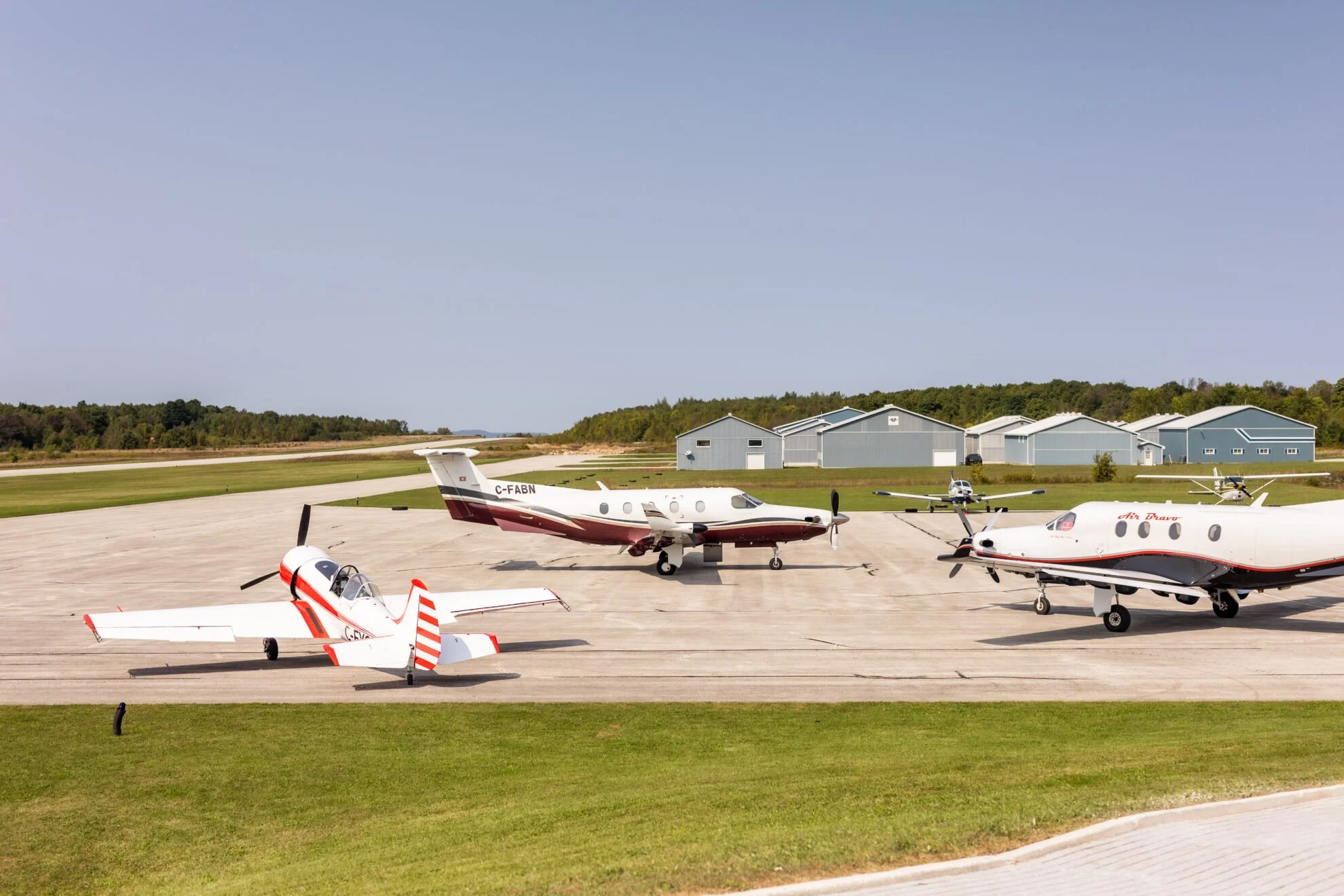 AEG Fuels Welcomes DaveAir (KMLU) and Major-General Richard Rohmer Meaford International Airport (CYOS) to the AEG Connect Network