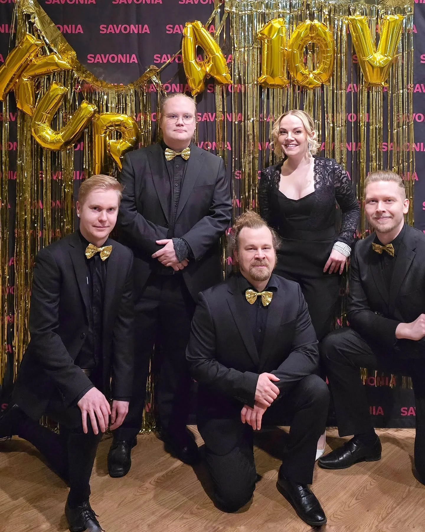 Onnea @kura_ry 10v! ✨️🥂

Eilen oli taas mahtavat bileet, kiitos! 🫶🏽

Kiitos j&auml;lleen my&ouml;s @originalpuijonsarvi &amp; @vikingpro1 🔊🎶

T&auml;ll&auml; kertaa tuuraustontilla: @henrisunimento &amp; @llauwi 🤎