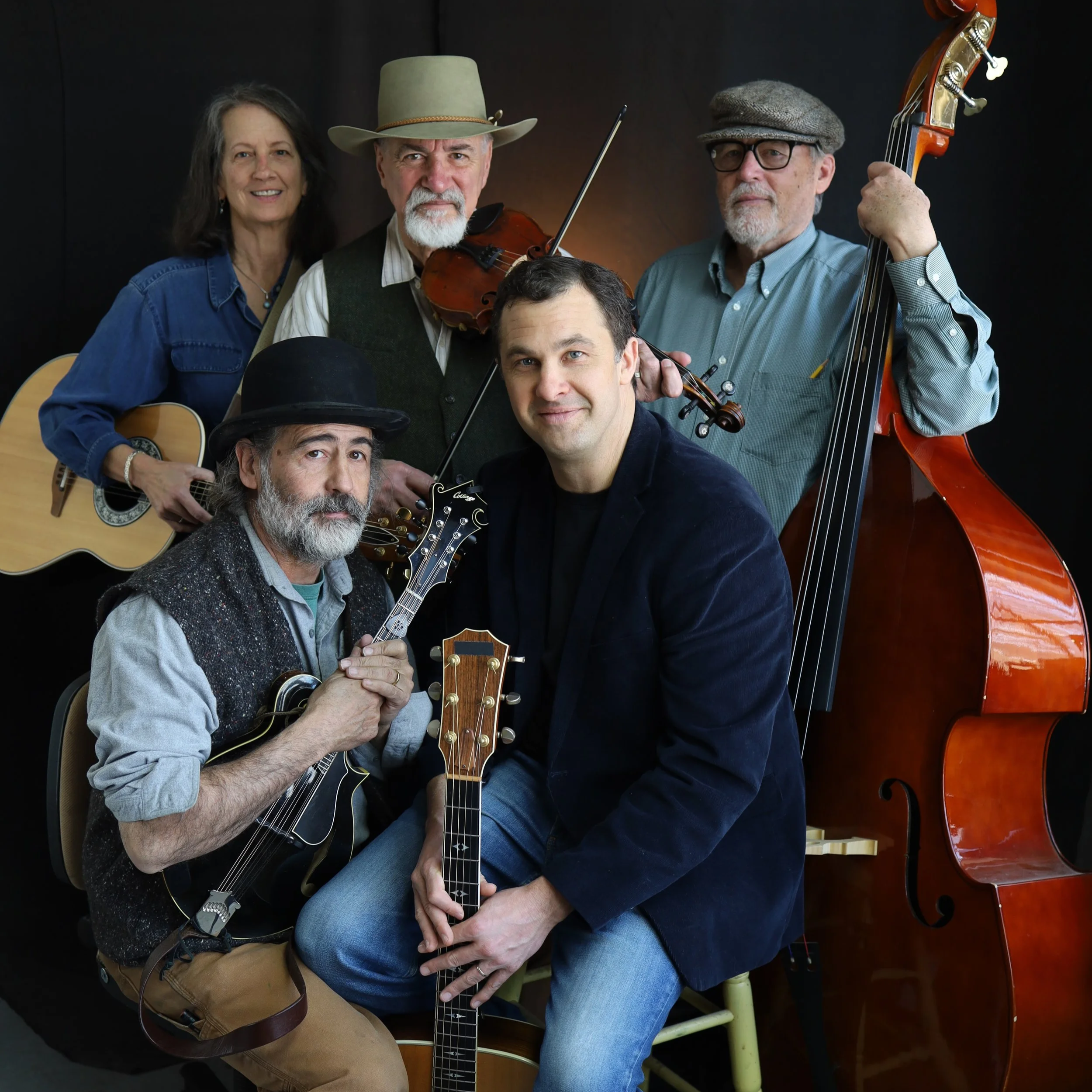Transfer station | Featured artist series