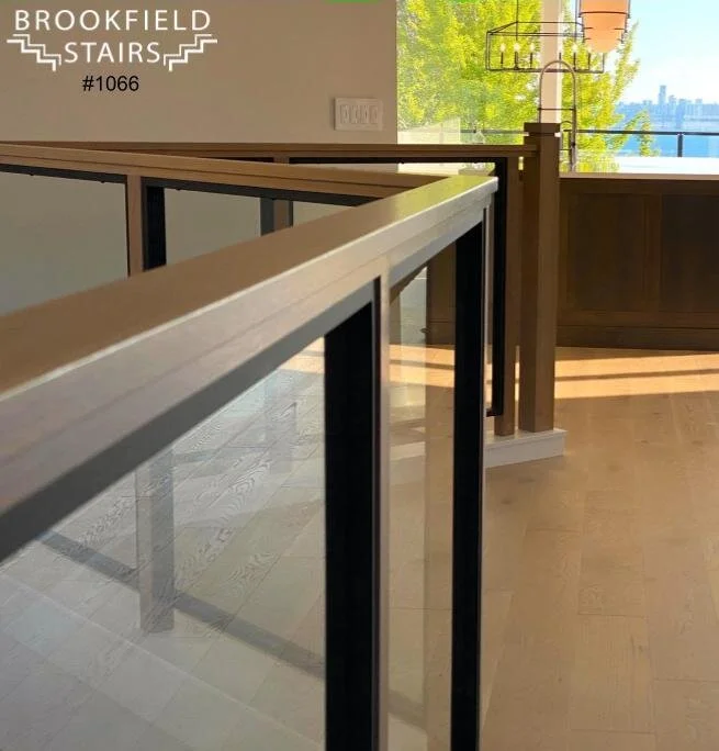 #1065 Sleek Modern Interior Glass Panel