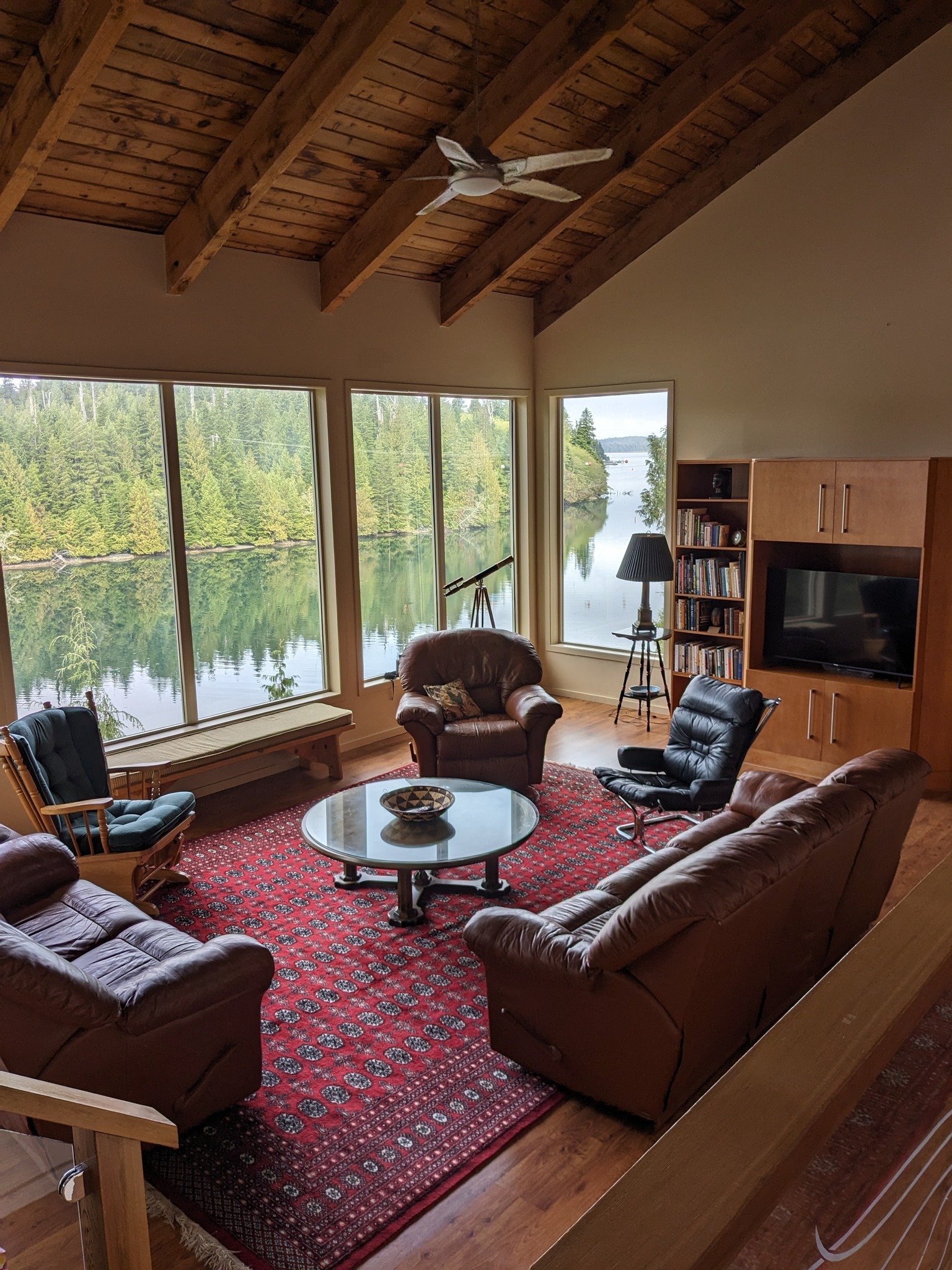 livingroom.jpg