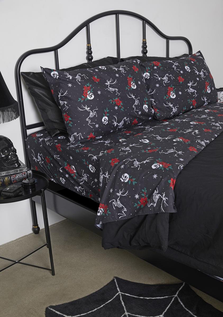 xmas goth sheets 1.jpg