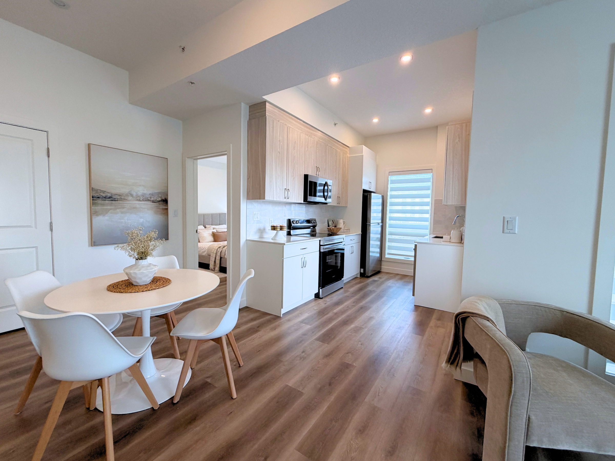 Show suite (2) - reduced.png