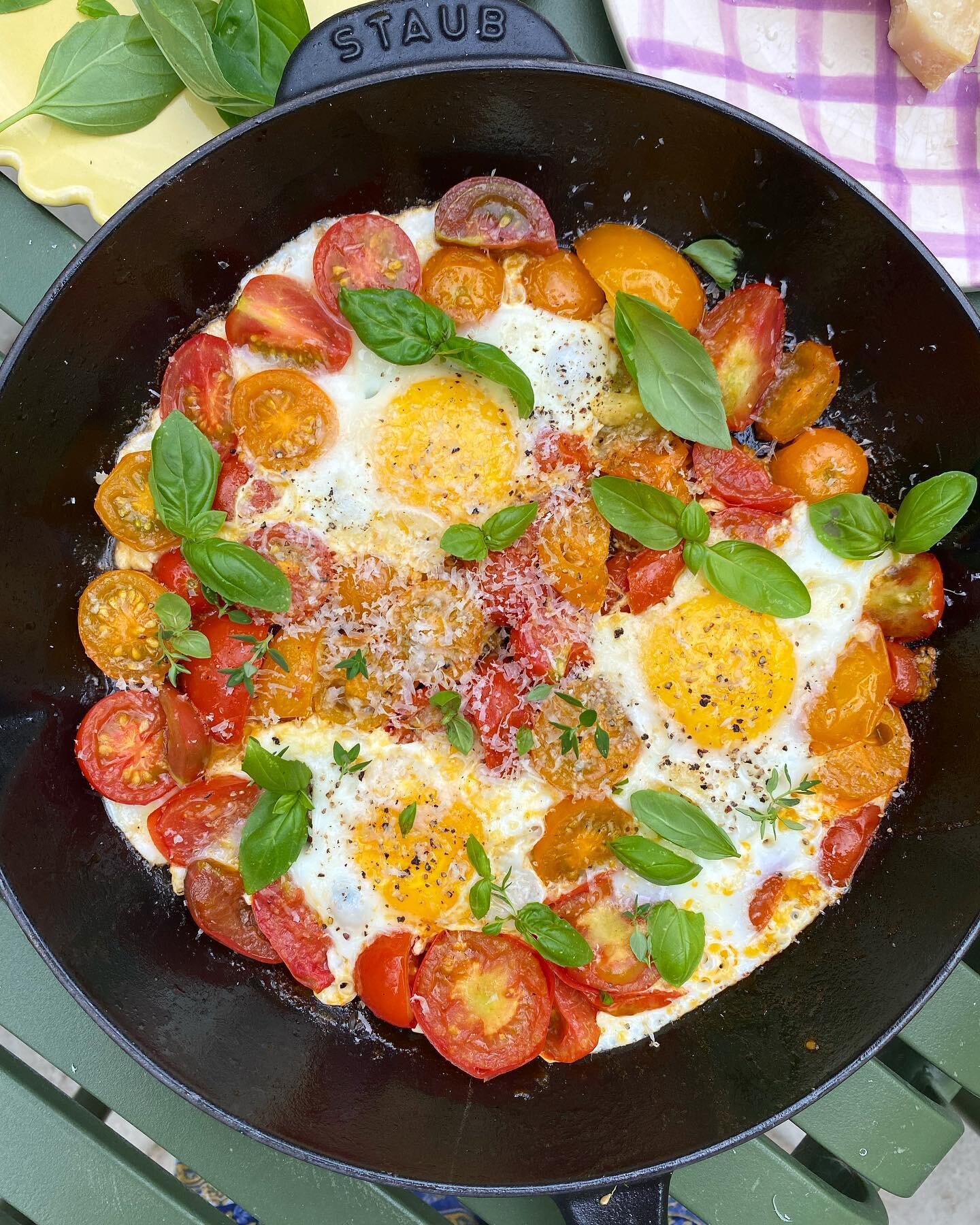 Summer tomato eggs - easiest weekend breakfast 🍅 recipe below enjoy!

Feeds 2, takes 10 minutes

2 tbsp olive oil, butter or ghee
250g cherry tomatoes
3+ eggs
Small bunch of basil, to serve
Small handful of grated Grana Padano, parmesan, cheddar to 