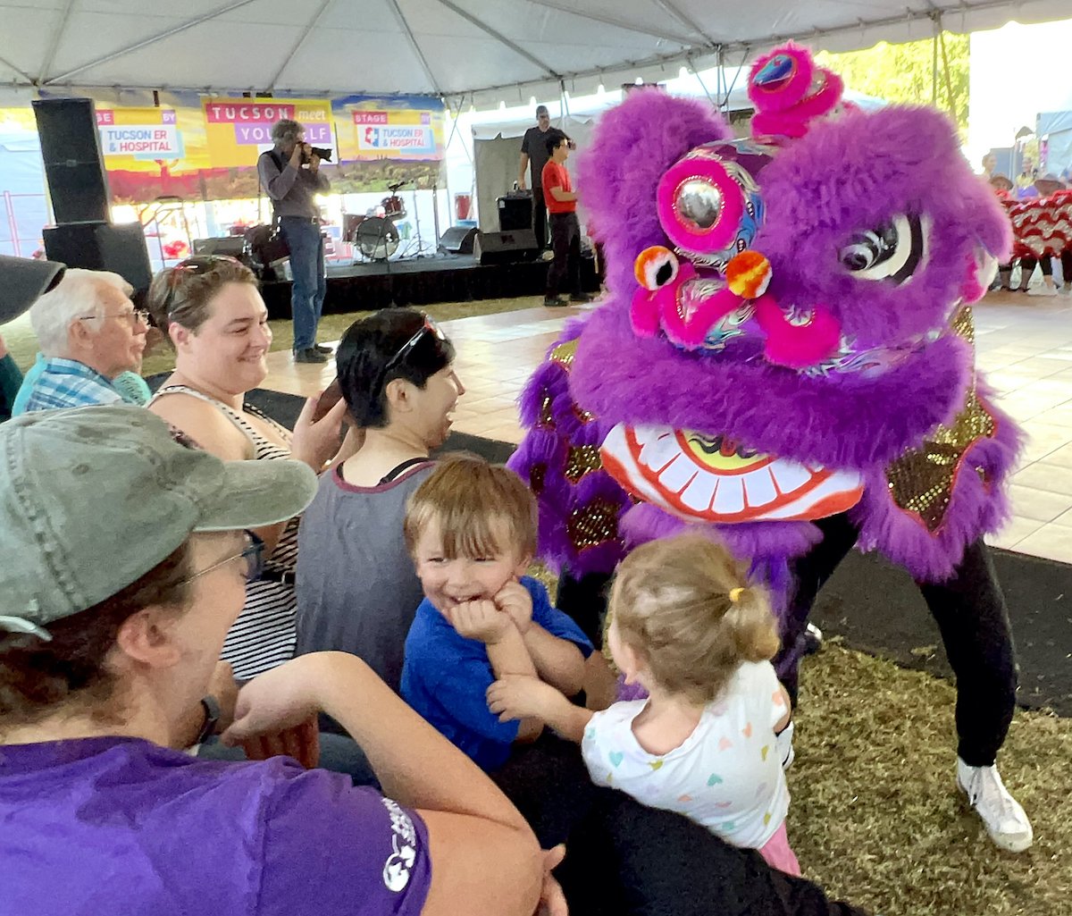 Tucson Chinese Lion Dance Troupe at Tucson Meet Yourself 2023 4.jpg