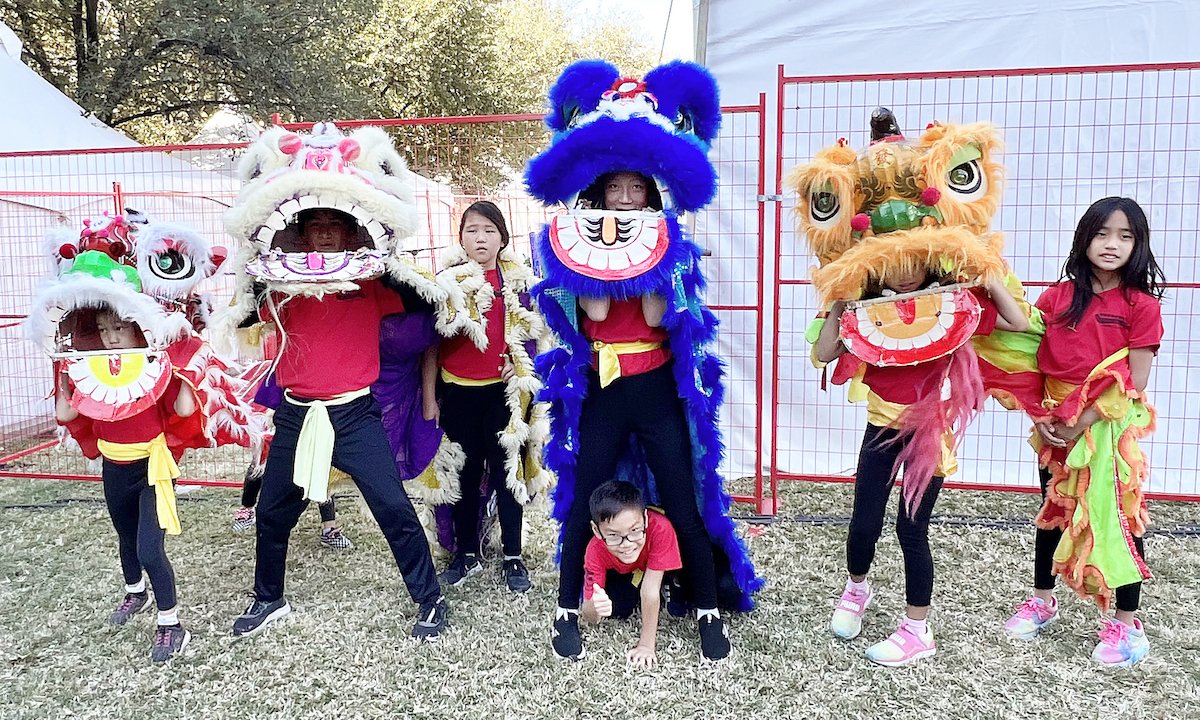 Tucson Chinese Lion Dance Troupe at Tucson Meet Yourself 2023 15.jpg