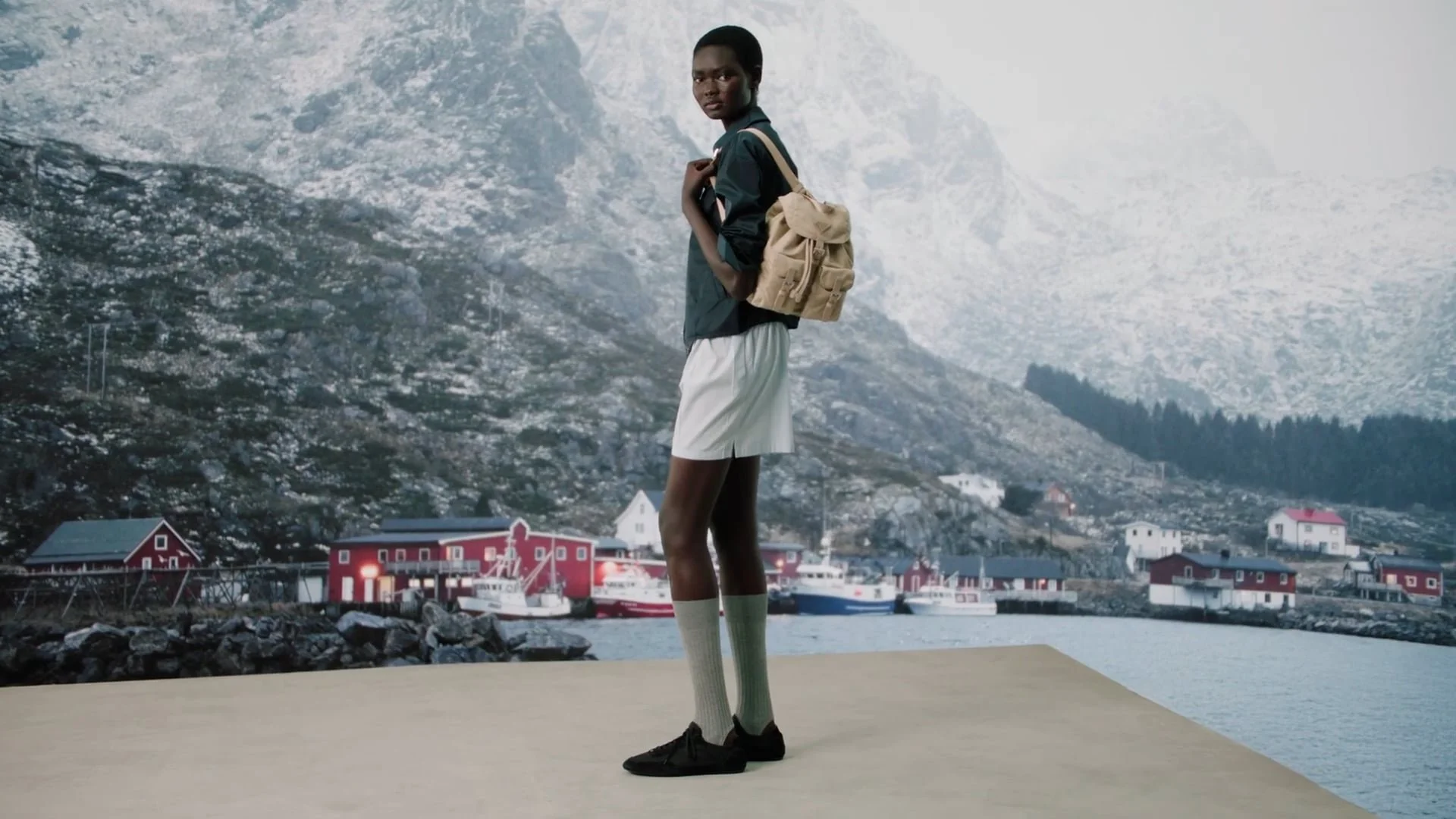 Prada - Renylon Collateral 25