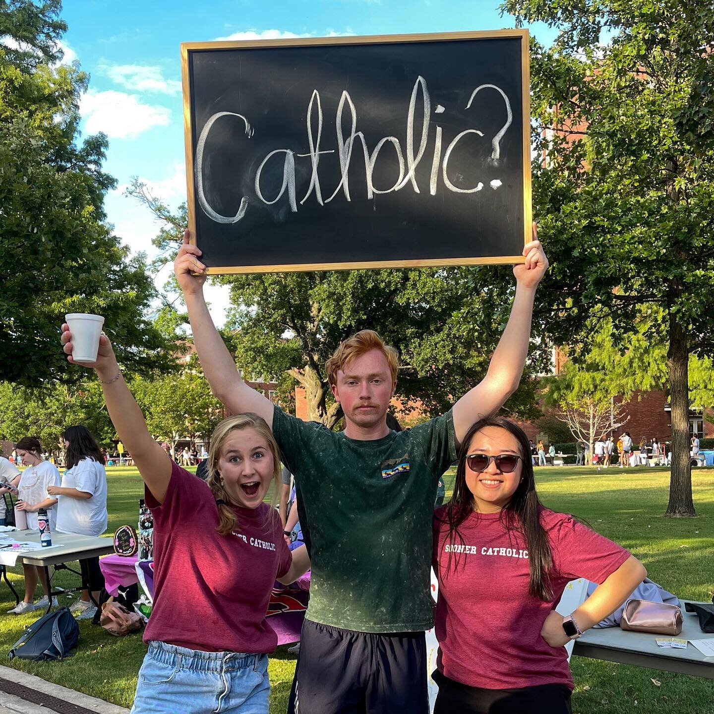 WE&rsquo;RE OFFICIALLY BACK ON CAMPUS!! Week 1 ✅🤩

What a fun welcome week filled with root beer floats, fuzzy&rsquo;s patio take over, a magic show, block party, and a freshmen event &mdash; here&rsquo;s to having a great semester ❤️🤍 #soonercatho