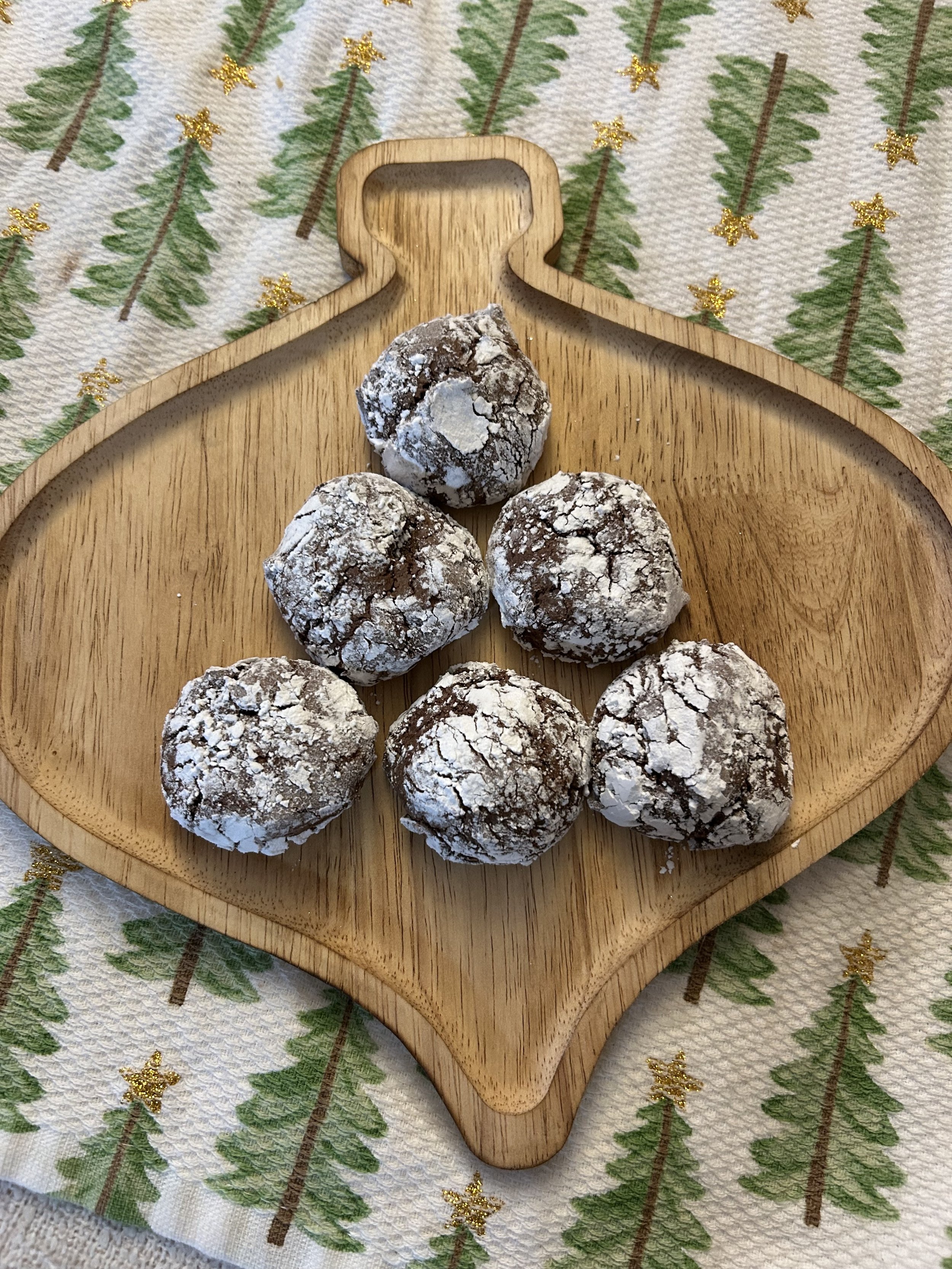 Chocolate Crinkle Cookies