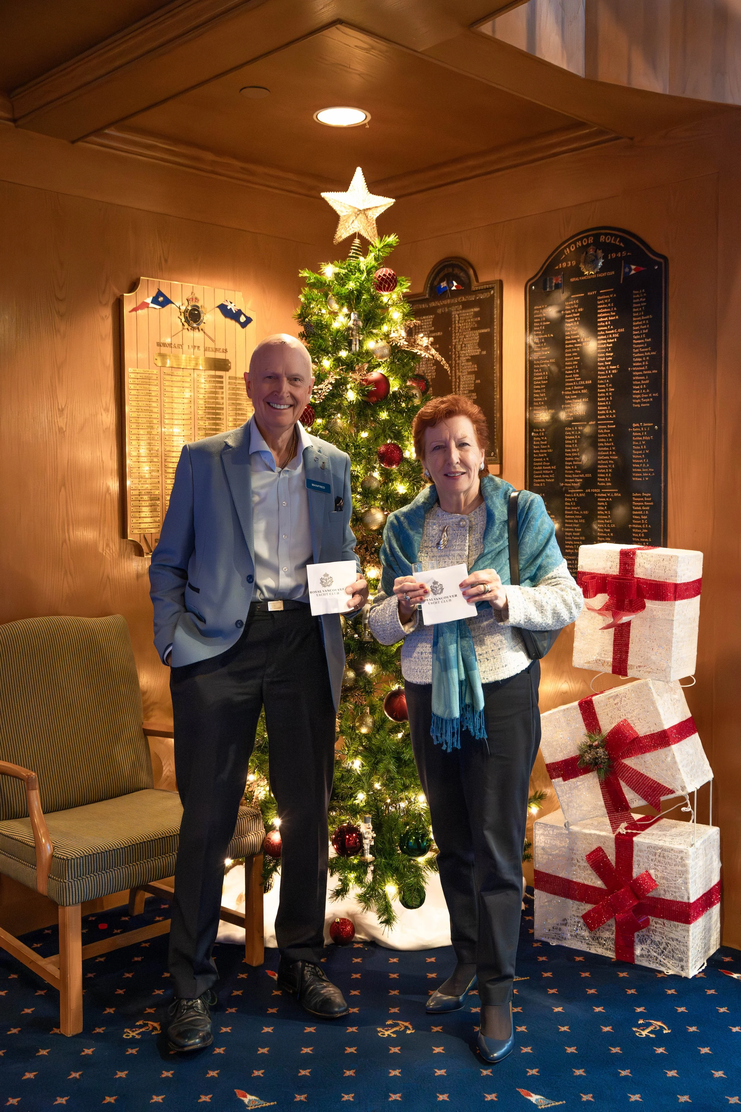 Vancouver-event-photography-Tourism-SkalChristmas-23.jpg
