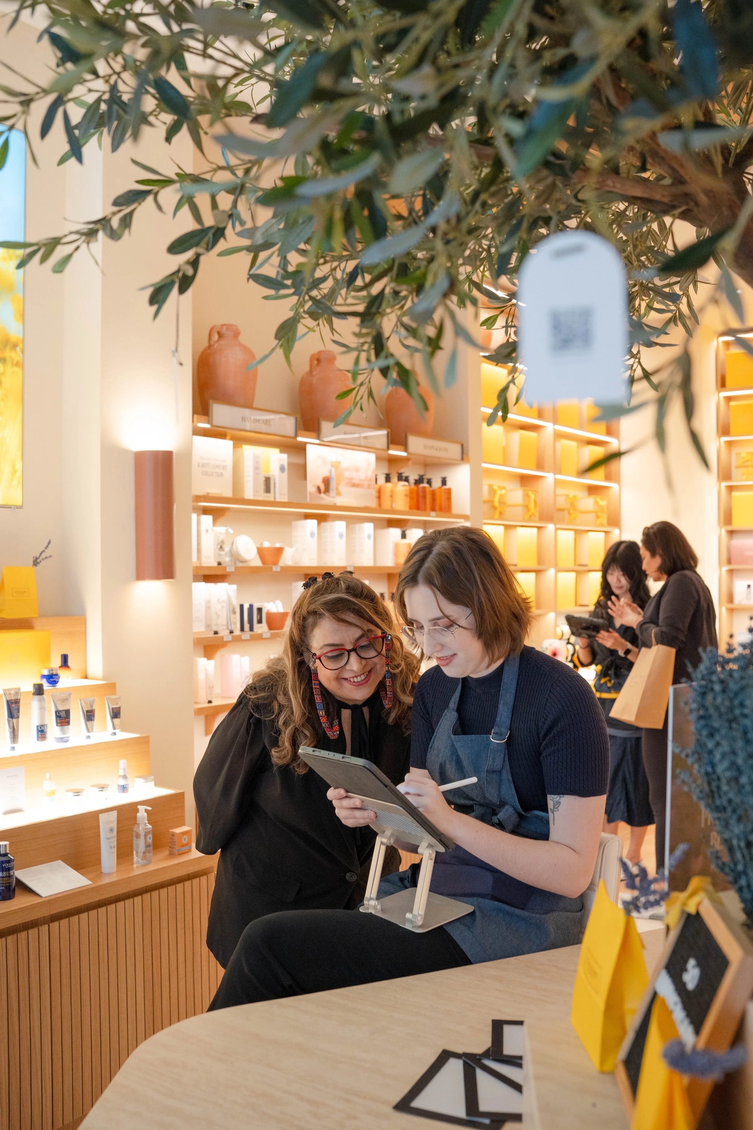 Vancouver-event-photography-loccitane-6.jpg