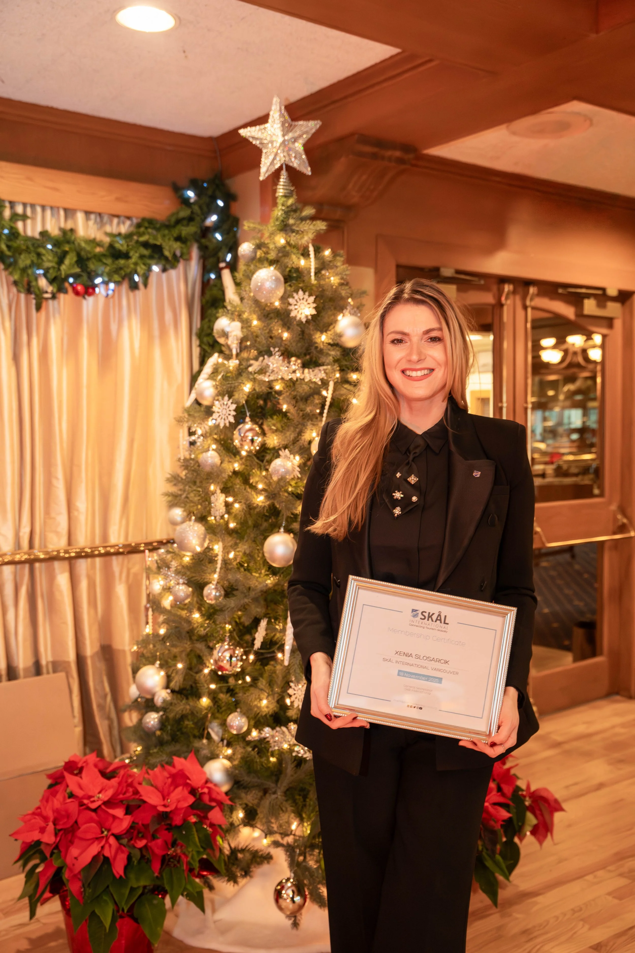 Vancouver-event-photography-Tourism-SkalChristmas-25.jpg