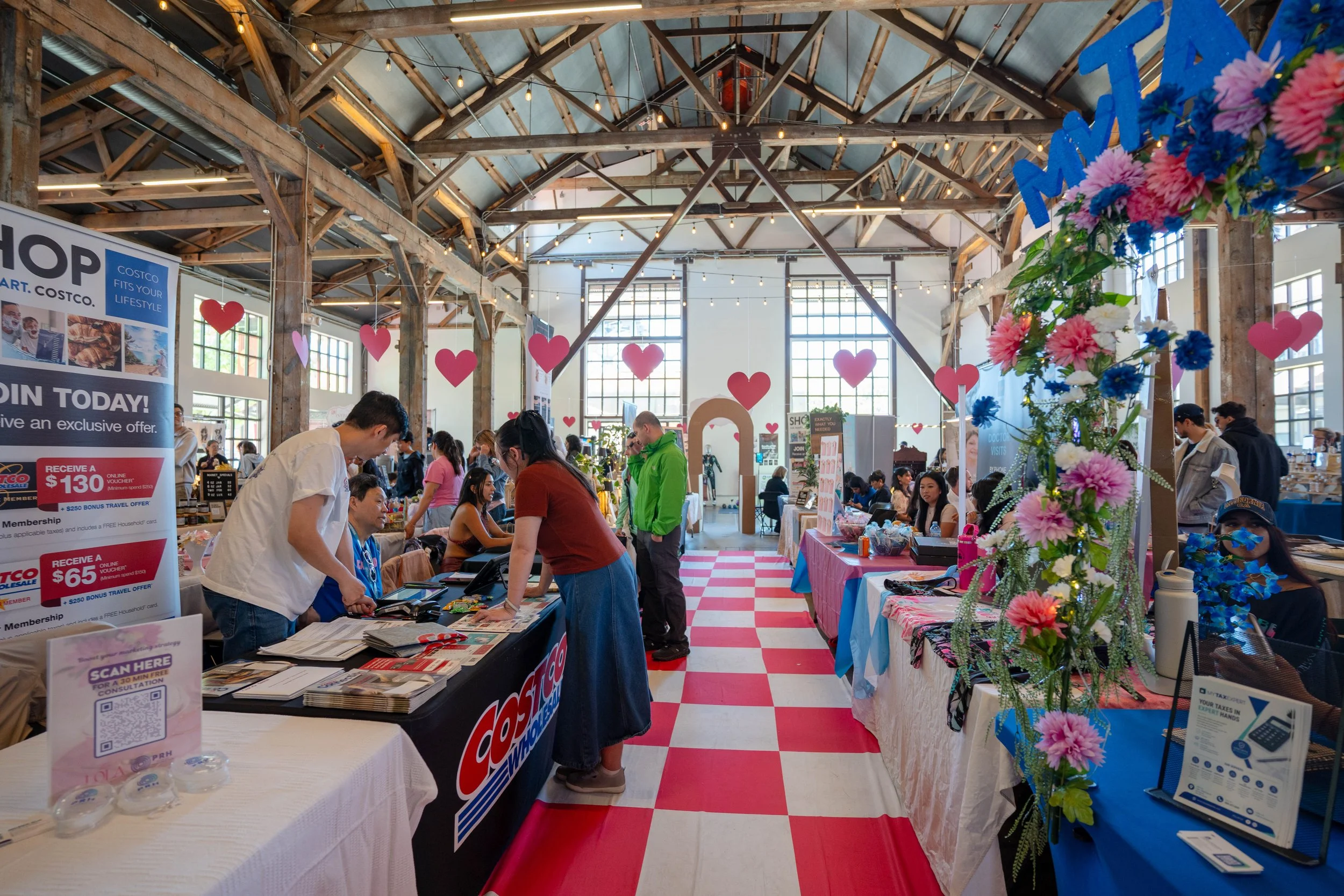 Vancouver-business-event-photography-Lolamarket-14.jpg