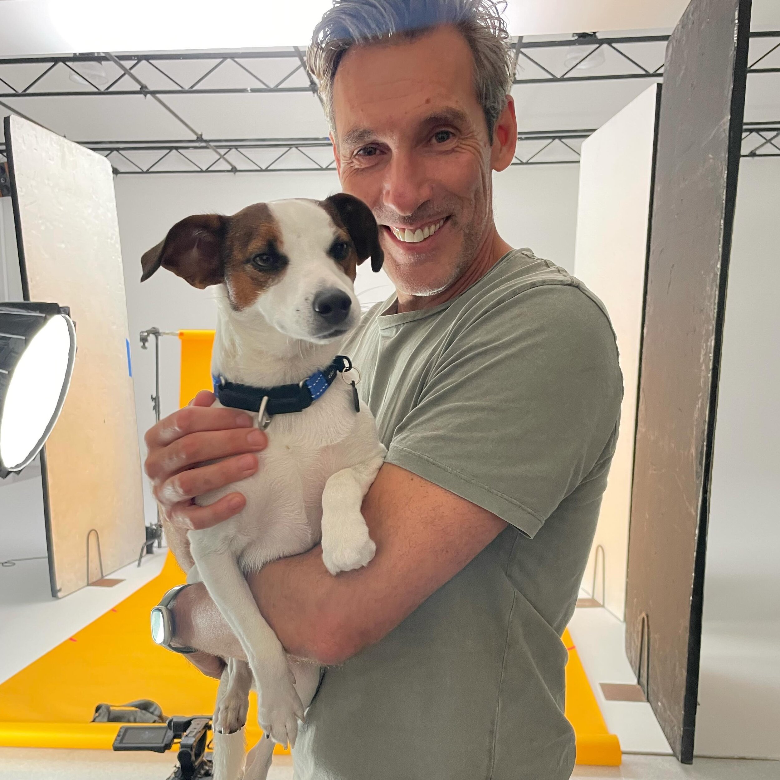 This is Ozzie, what a top bloke to hang out on set with, and made my day very easy. Thanks Ozzie! The Pedigree yellow paper roll framed us both nicely too!