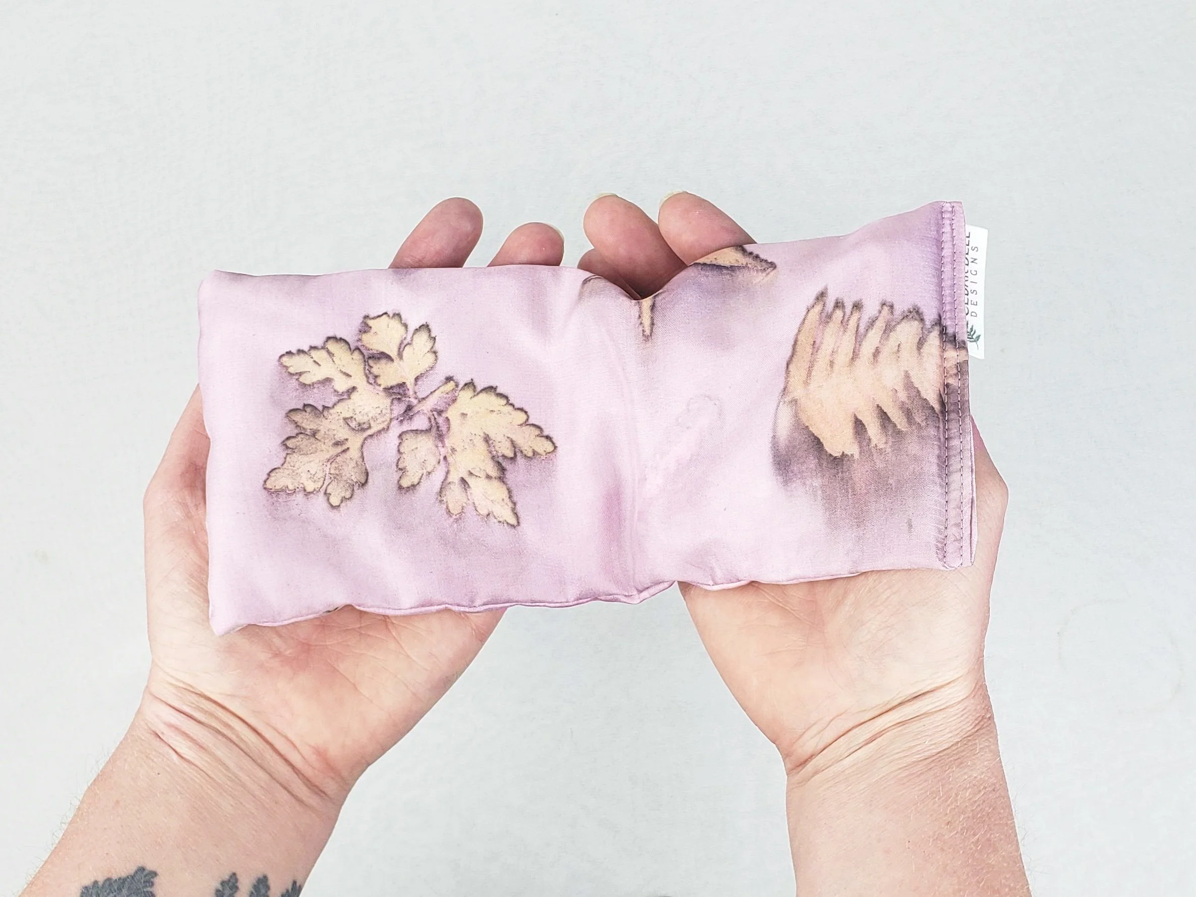 eye pillow hand.jpg