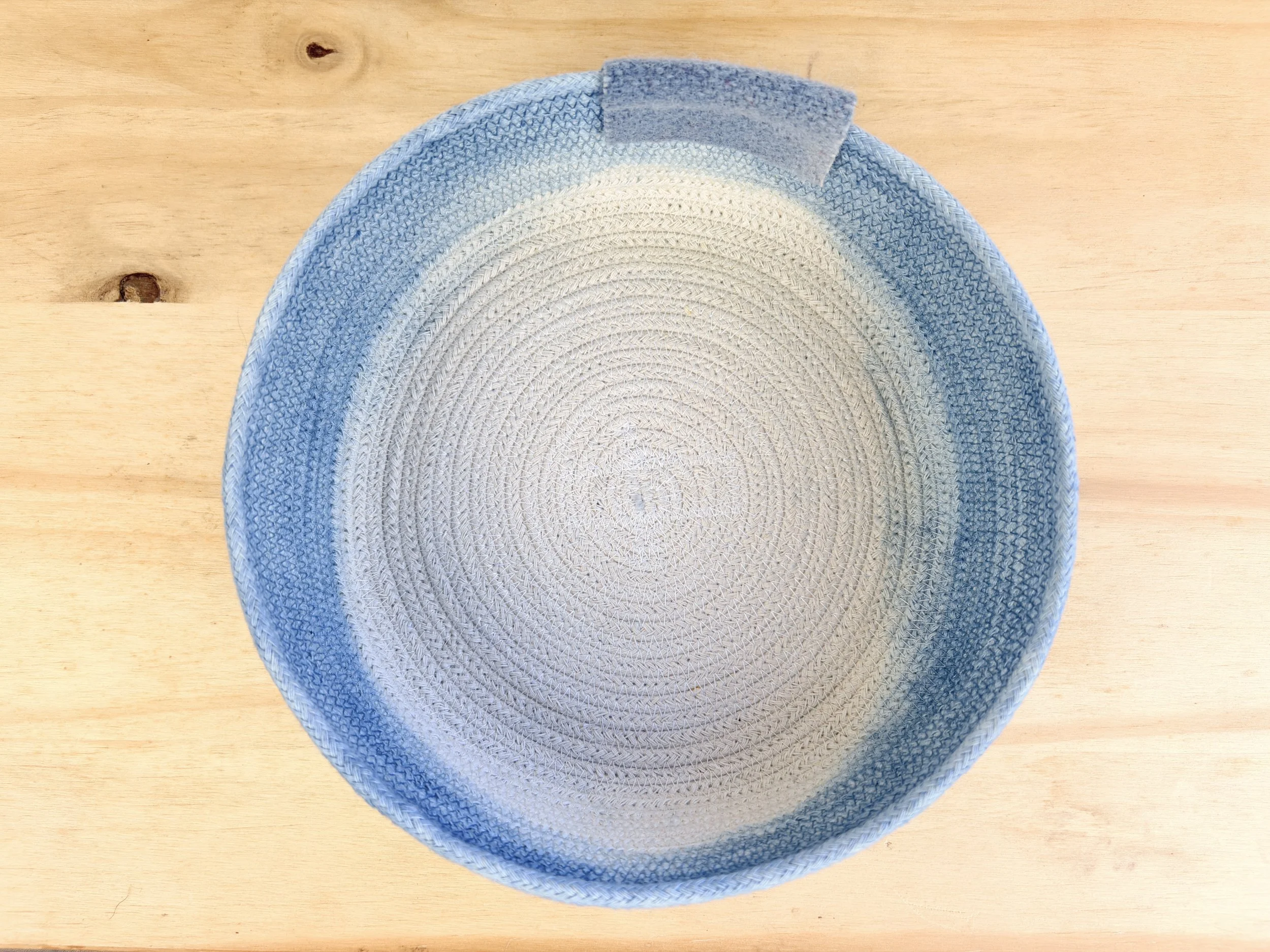 blue curving stripe top rectangle.jpg