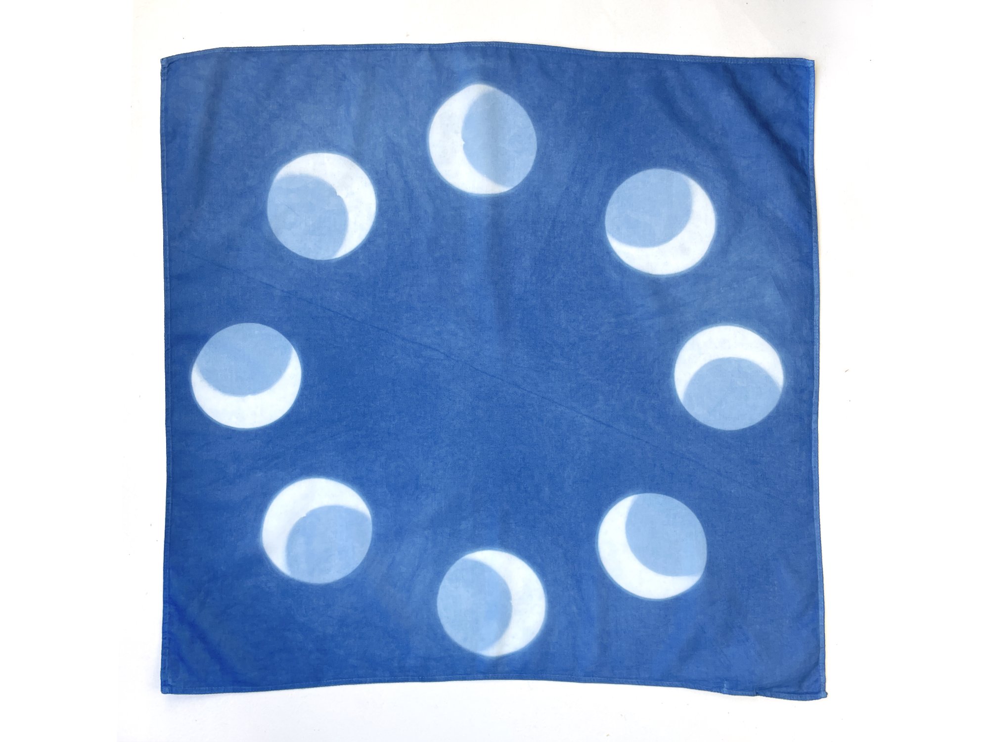 square 2025 crescent moon flat.jpg