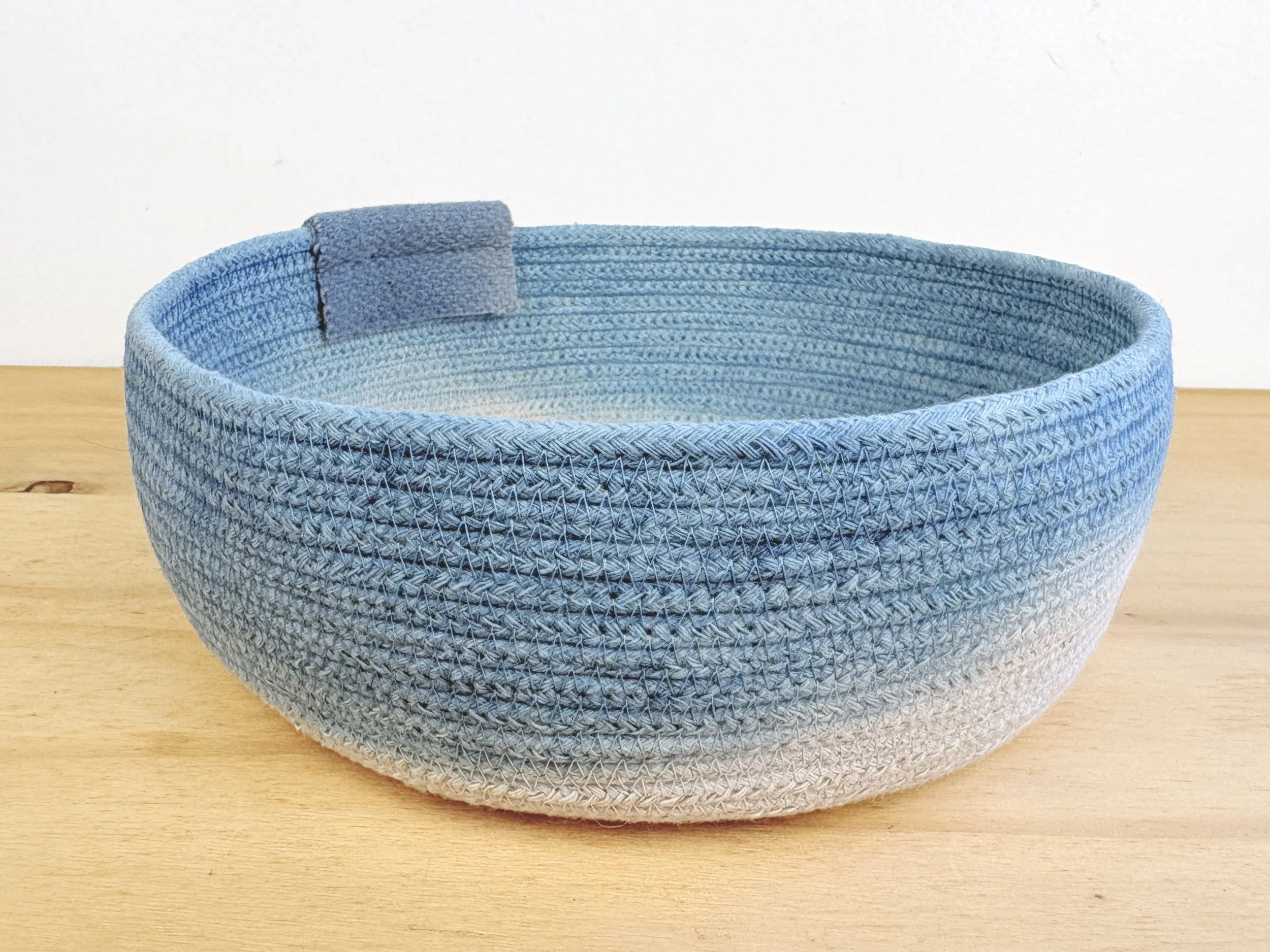blue curving stripe2 rectangle.jpg