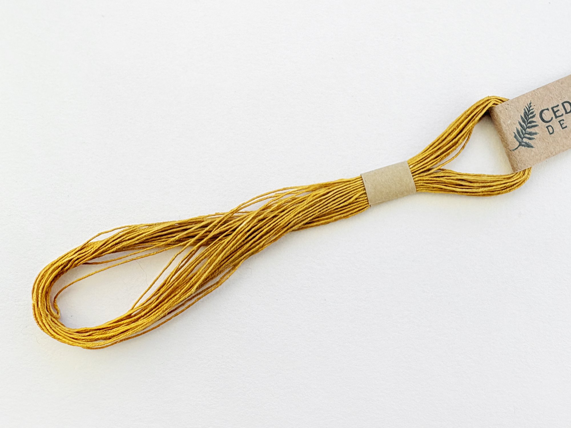 gold linen long rectangle.jpg