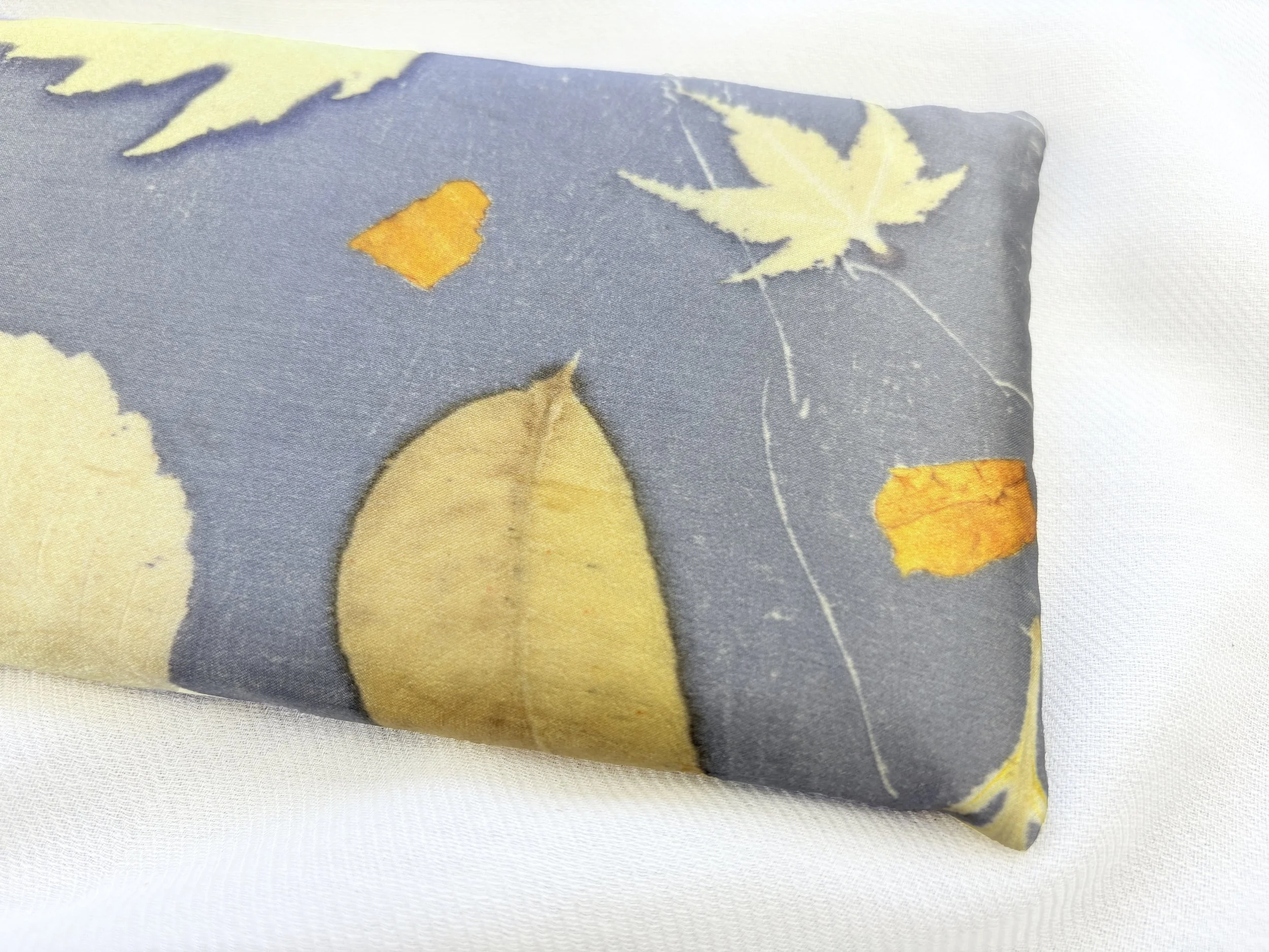 gray onion skin detail rectangle.jpg