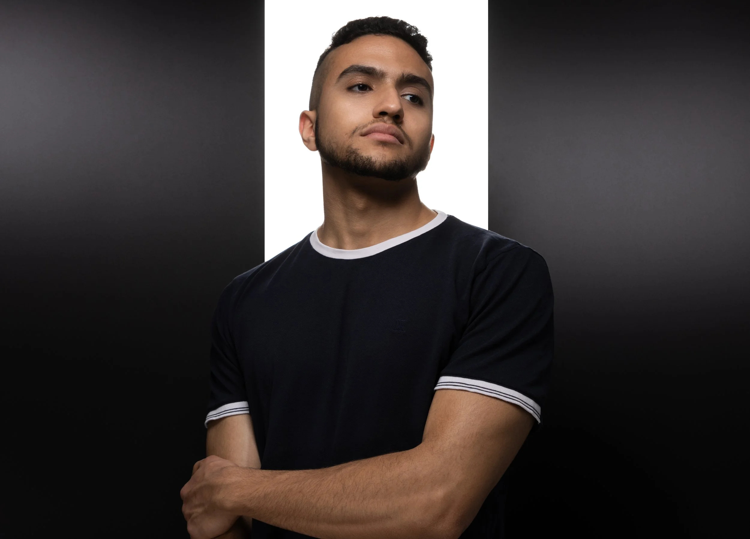 Mark'Shooting 3012202100792-Edit.jpg