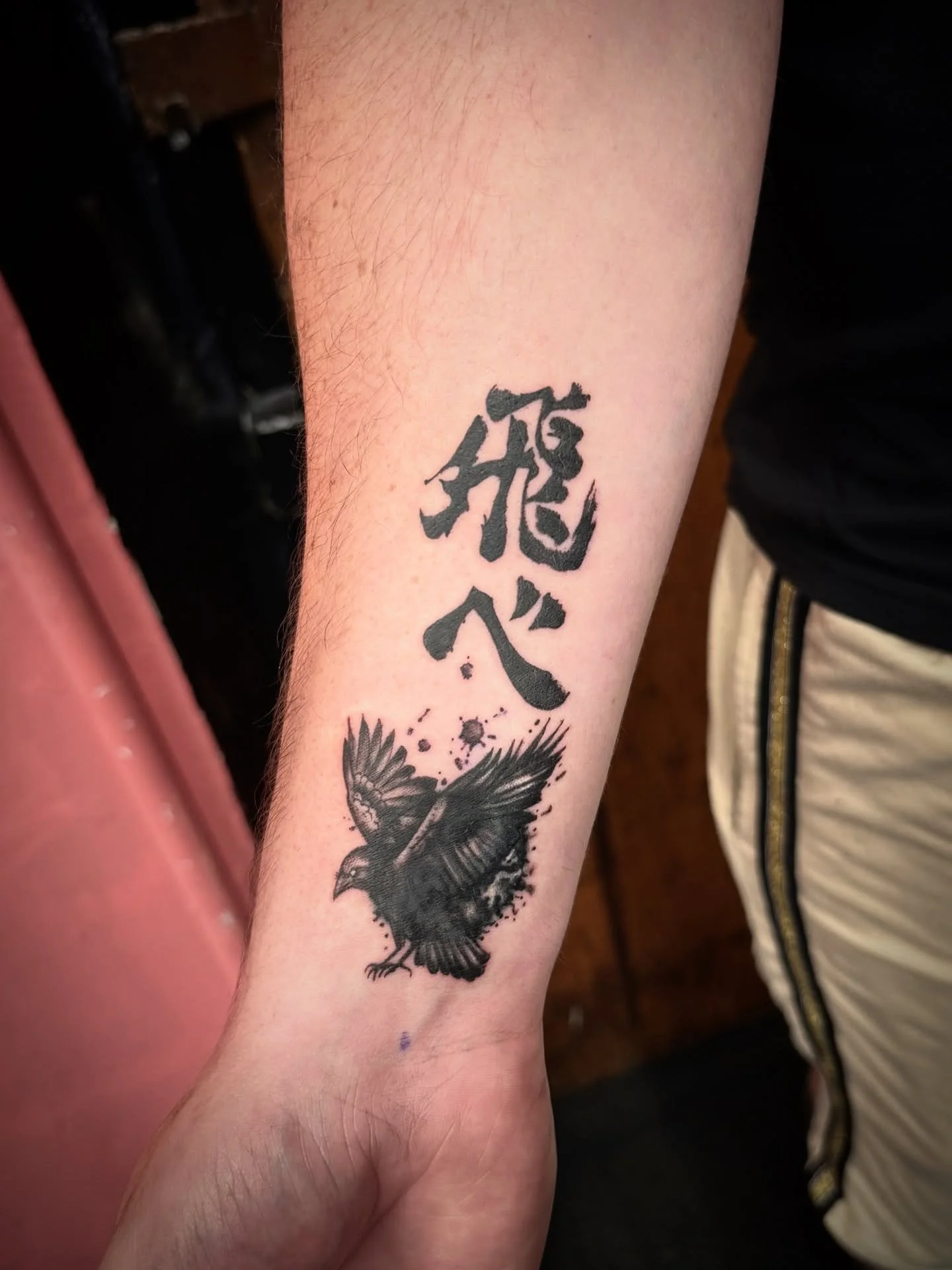 Cover up
Original still swollen underneath.
*
*
*
#raven #coverup #manchester #manchestertattooartist #uk #femaletattooartist #tattooartist #coveruptattoo