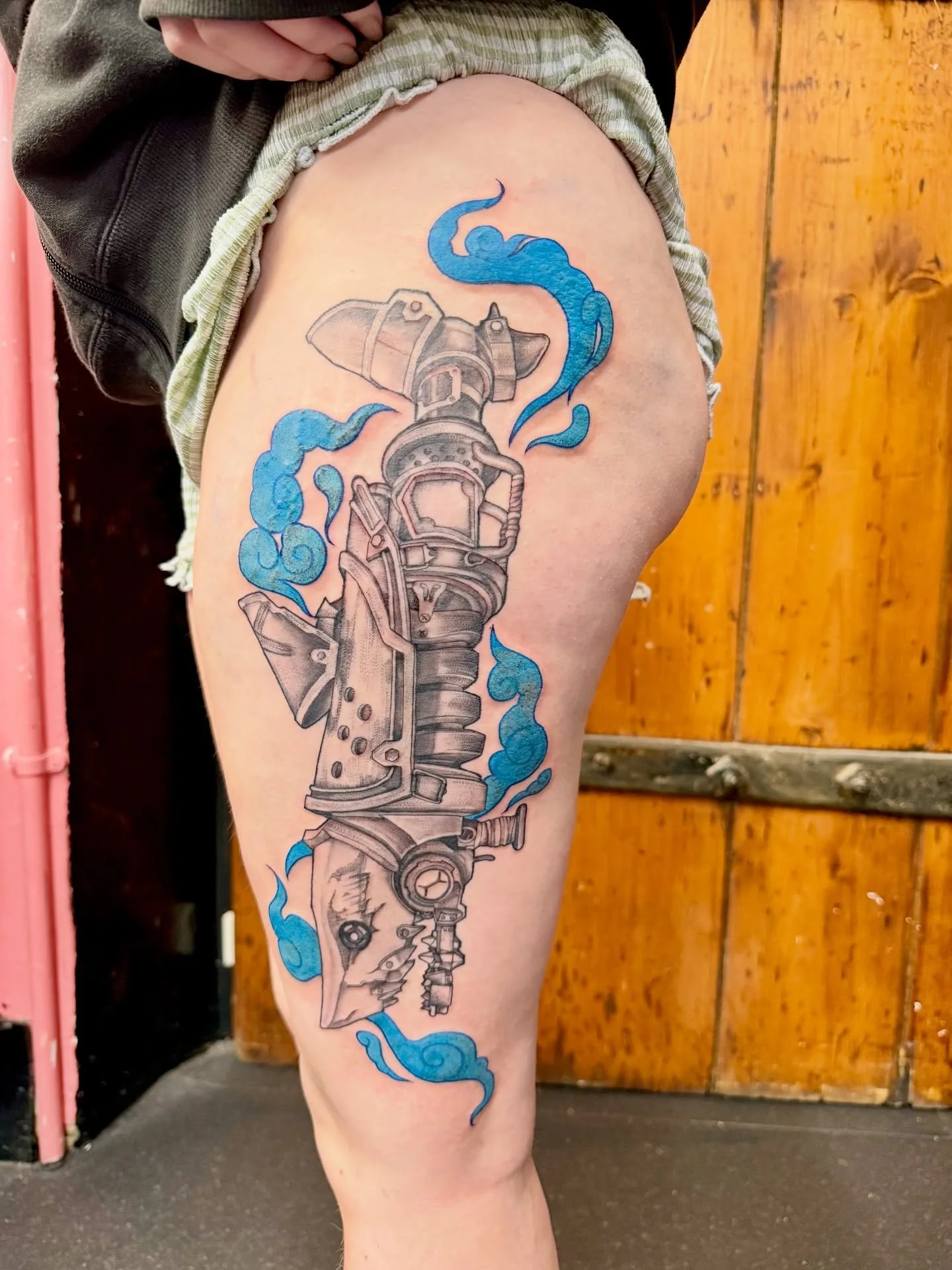Fishbones tattoo from Arcane done today. All black and grey healed, added the blue clouds today. 
@the.coven.tattoo.mcr 

#arcane #jinx #tattoo #tattooartist #uk #manchester #manchestertattooartist #uktattooartist #jinxtattoo #fishbonestattoo