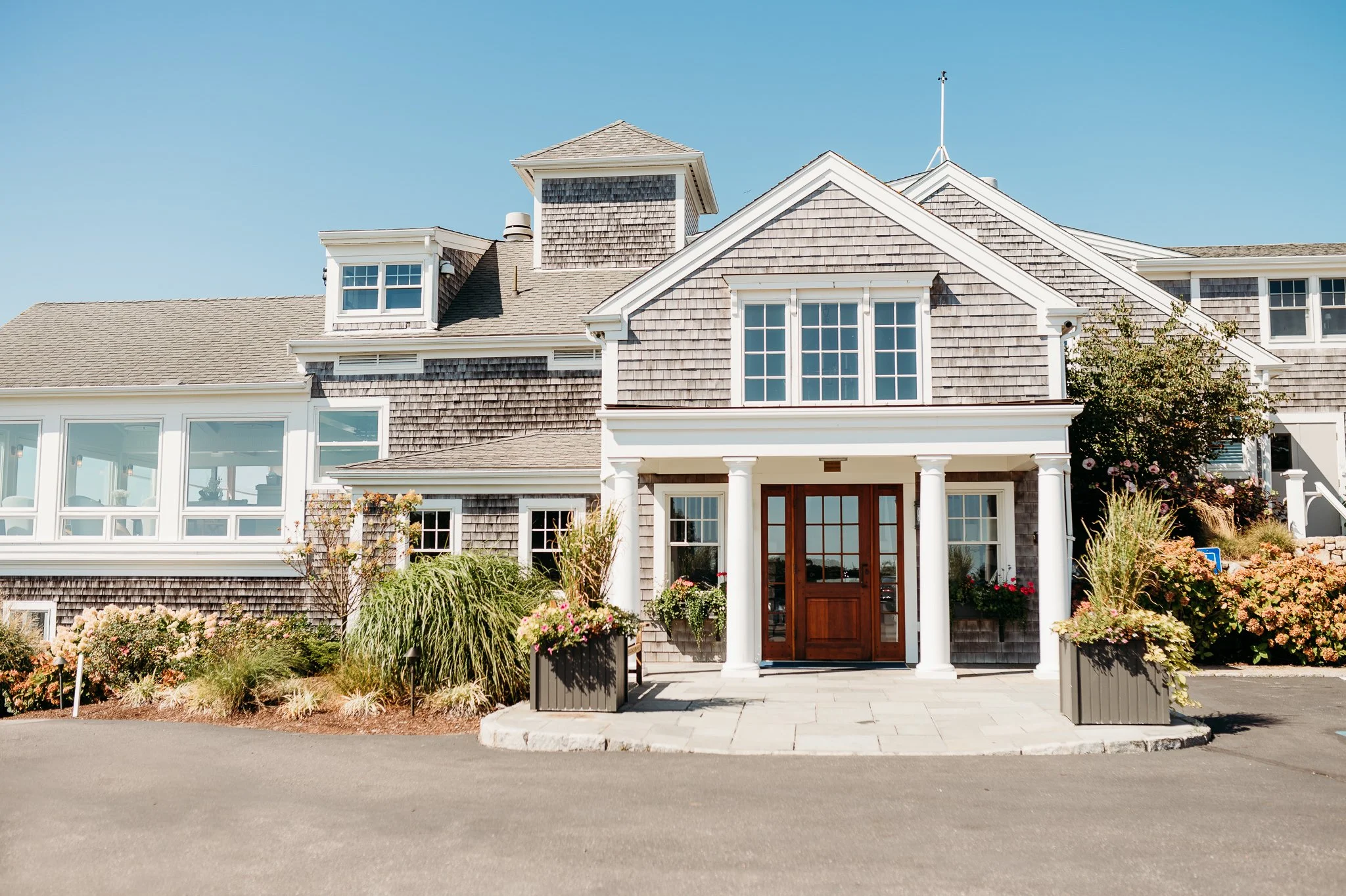 Hyannisport Club Wedding- A Little Heart Photography-16.jpg