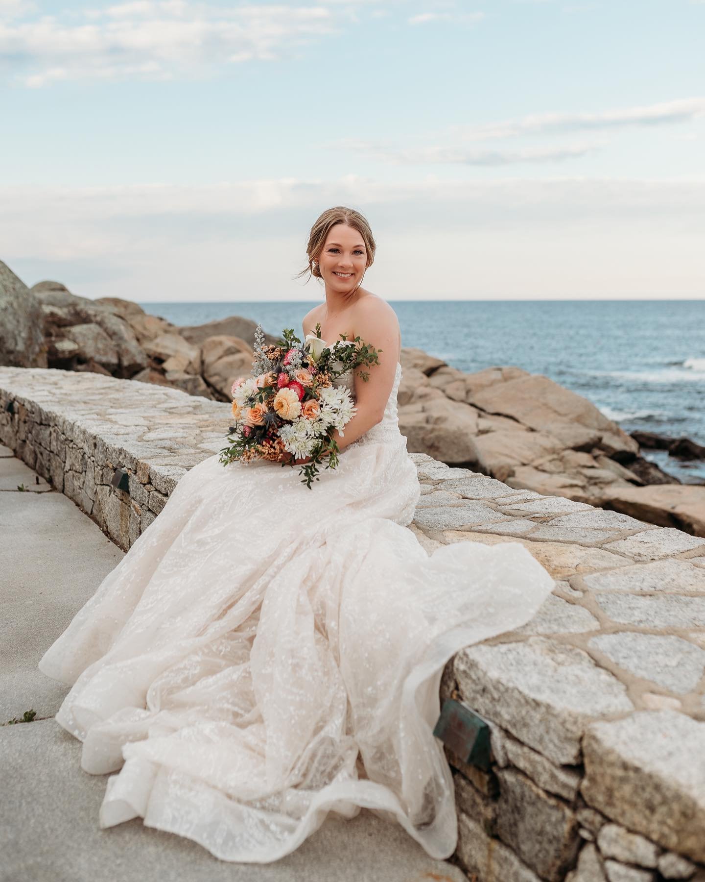 Holy moly! I haven&rsquo;t done a styled shoot in a minute and I was so excited when I was able to find someone to help out with Clo (baseball moms are the best) and scoot up to Maine on a few hours notice. 

And let me tell you- I am SO happy I did!