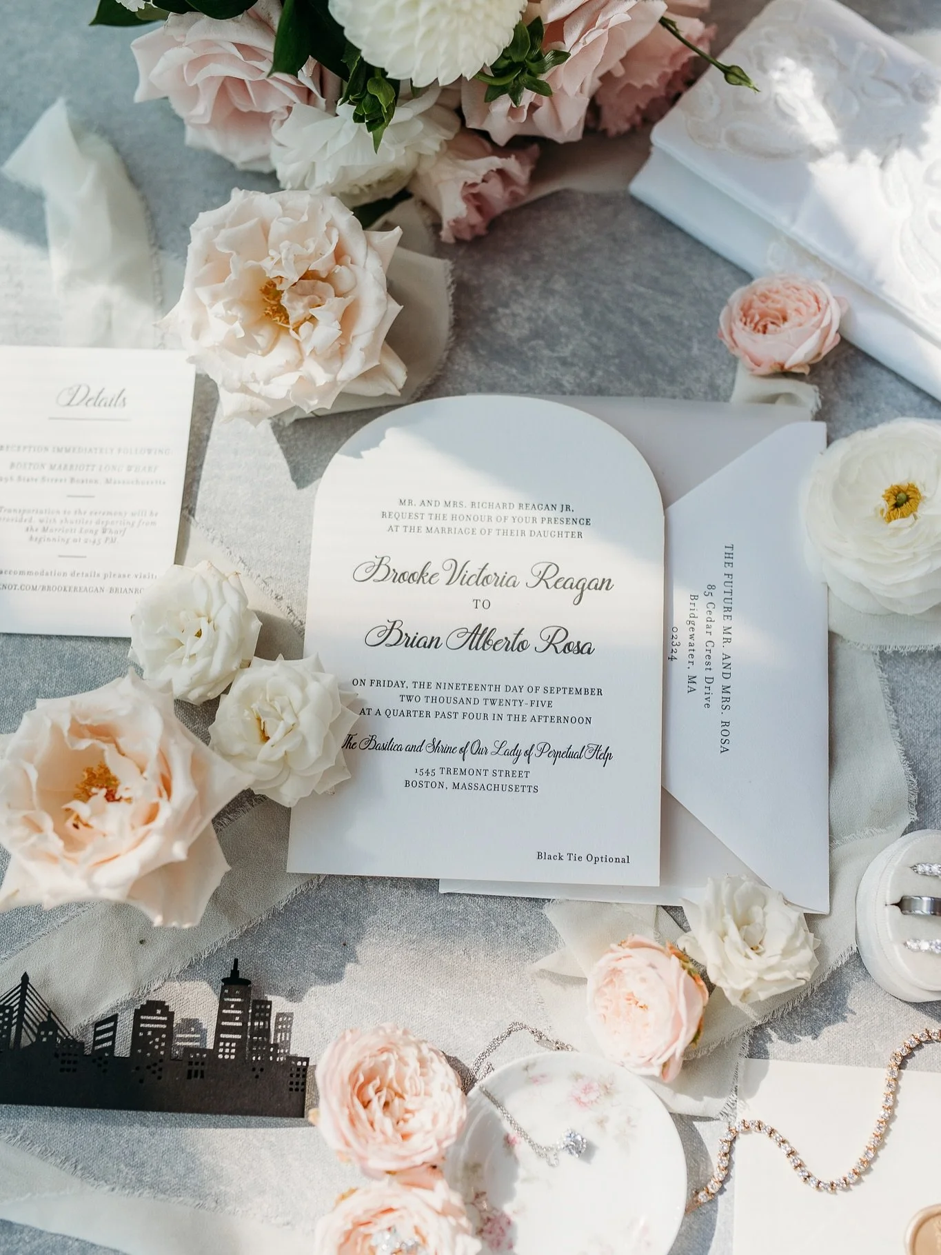 Details details all the lovely &amp; perfect details ✨

Dream Team: 
Photography: @alittleheartphoto 
Venue: @marriottlongwharfweddings @marriottlongwharf 
Florals: @sarahsfloral 
HMUA: @lamoureuxartistry @hair.byjz 
Gown: @flairboston @jennyyoonyc 
