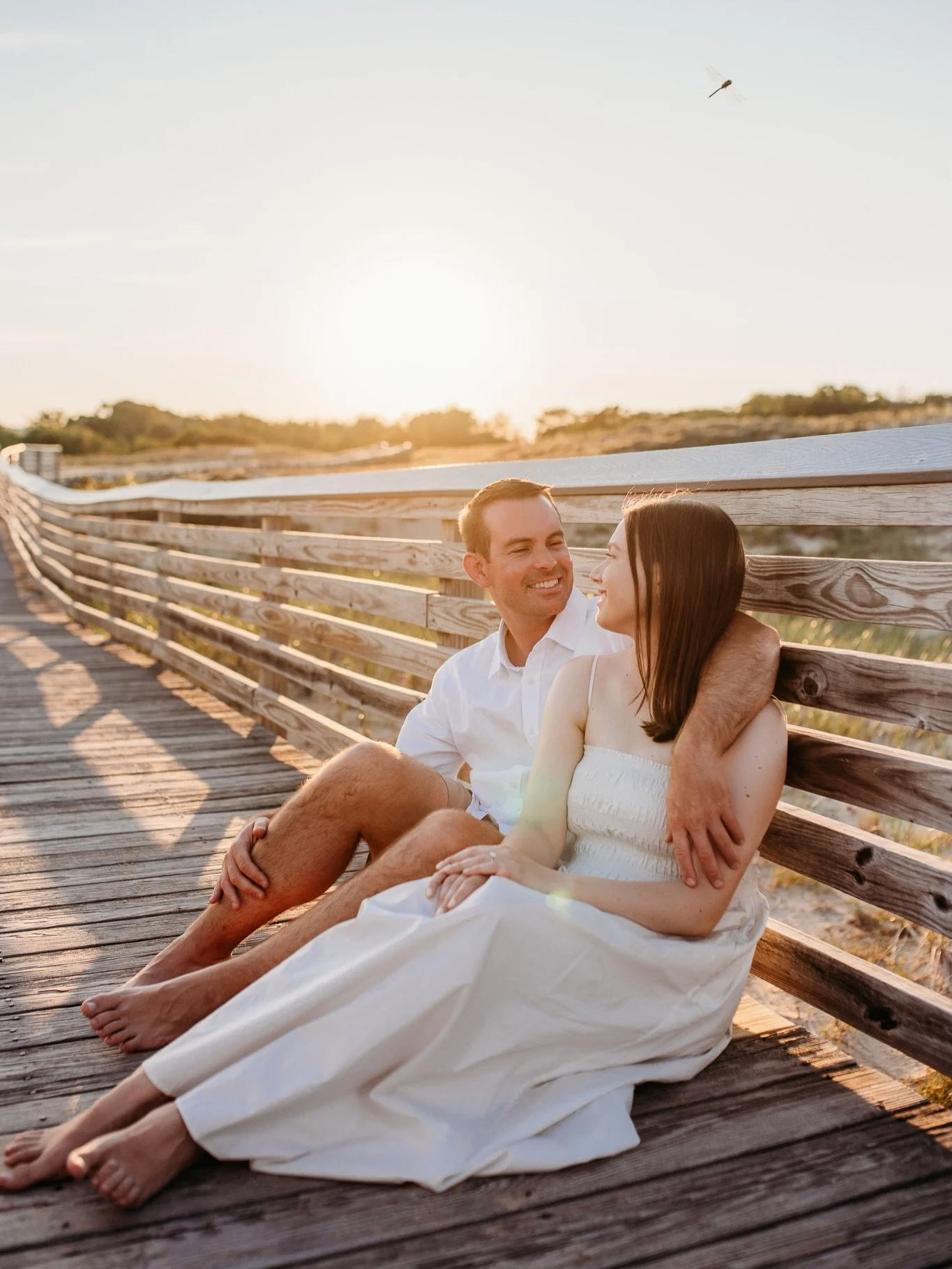 A dragonfly photo bomb has to be the best kind of luck &hearts;️ 

Here&rsquo;s to hoping summer sticks around a bit longer over here &hellip;

Boston Wedding Photographer | New England Wedding Inspo | Engagement photos | #bostonengagementsession #ne