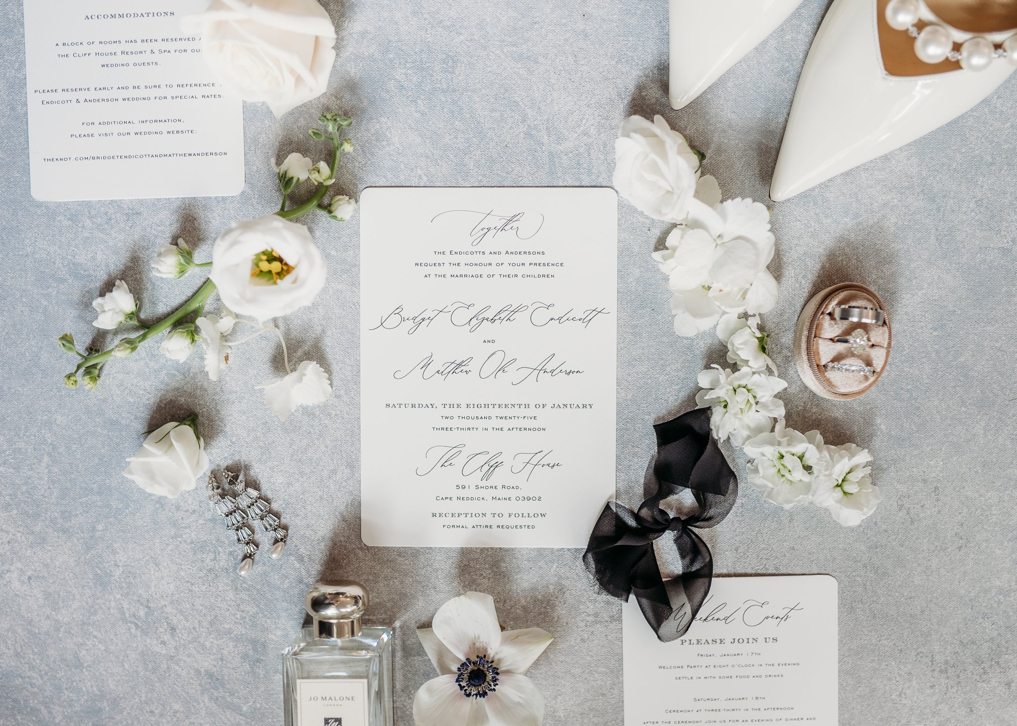 A Winter Wedding at The Cliff House Maine