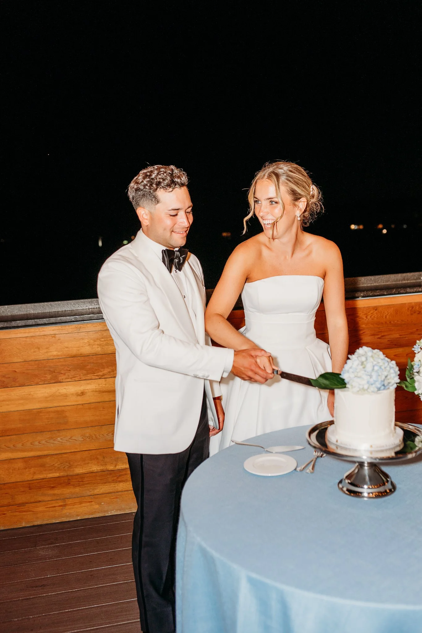 Club at New Seabury Wedding Day-135.jpg