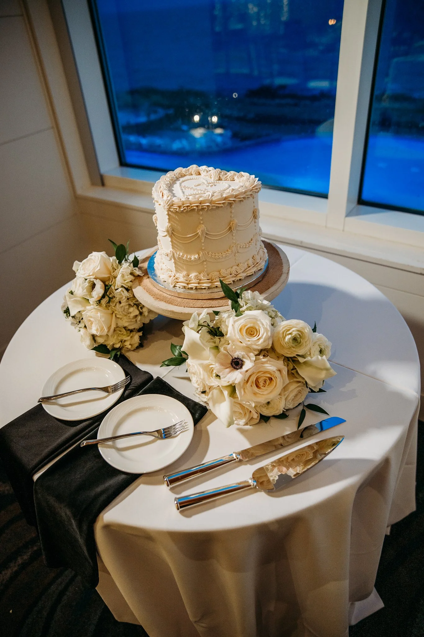 Cliff House Maine Wedding- A Little Heart Phototgraphy-91.jpg