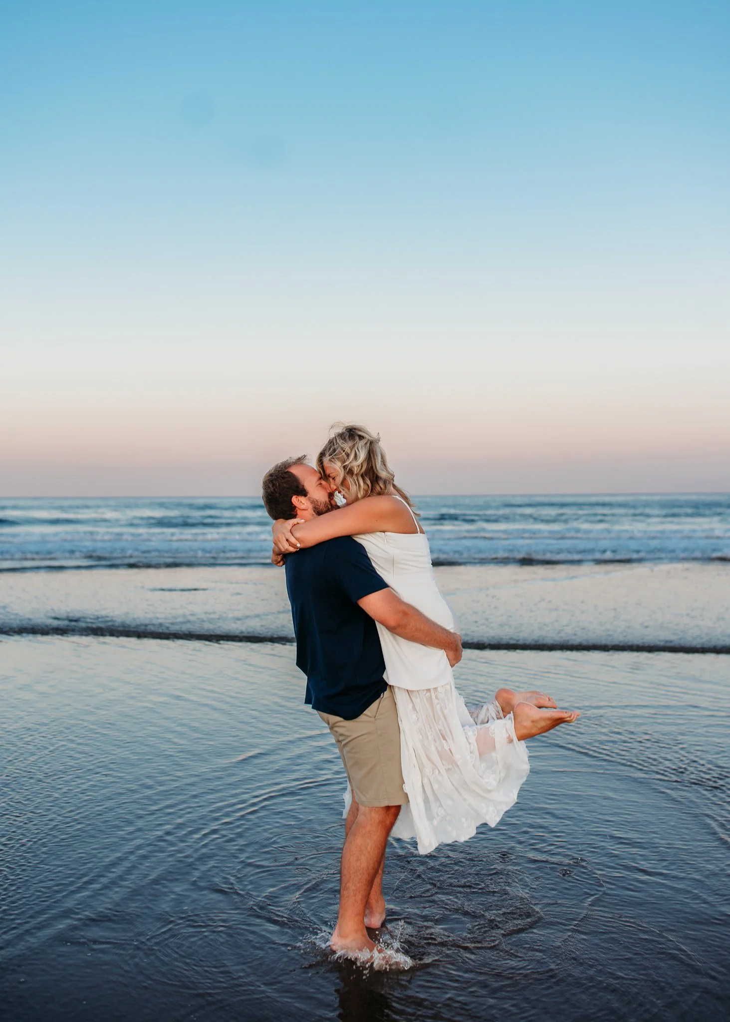 Ogunquit Maine Engagement Pictures- A Little Heart Photography-57.jpg