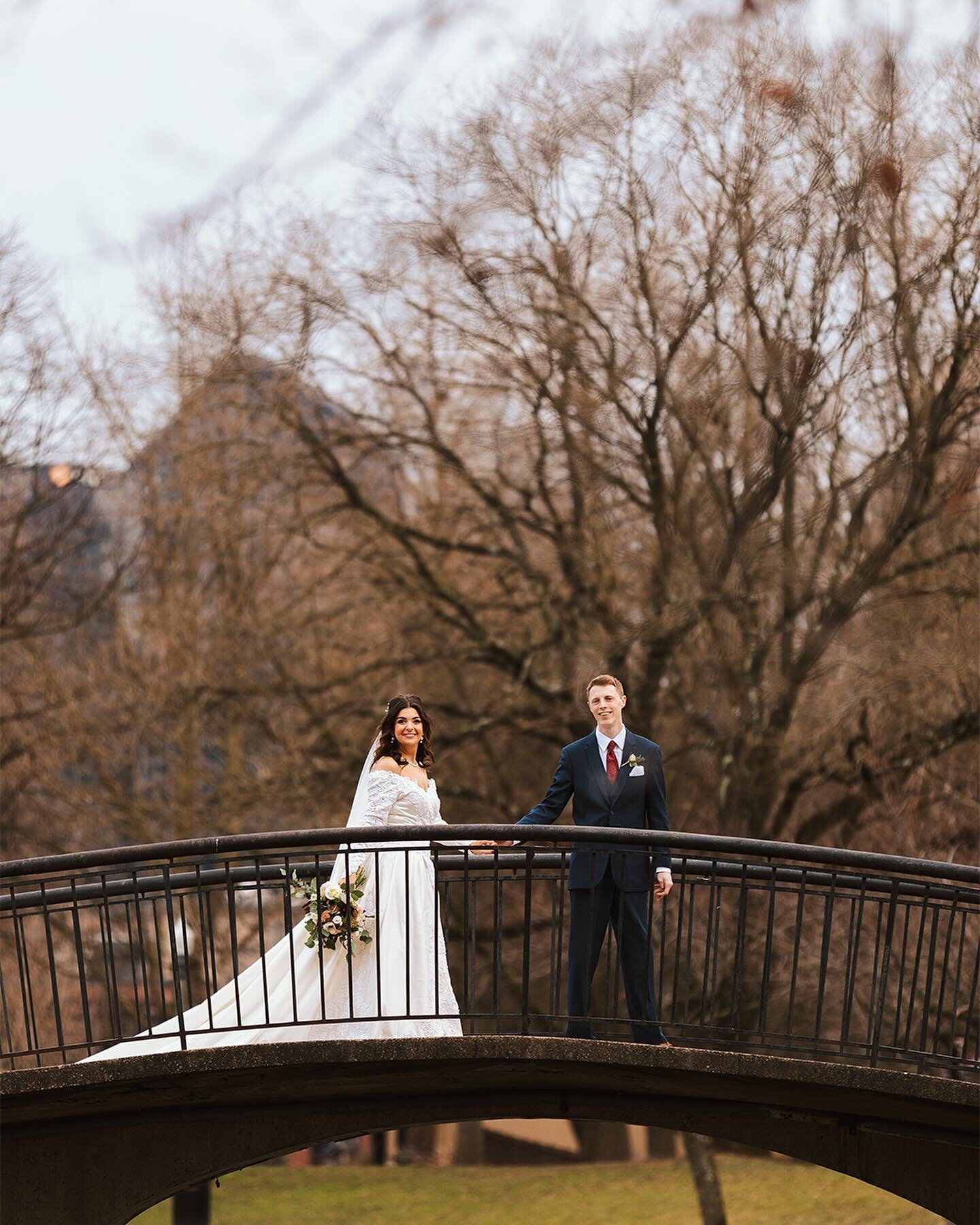 Getting to spend the entire day with Jon and Natalie was such a treat. Watching how the people around these 2 love them was incredible to witness. 

Congratulations to Mr. &amp; Mrs. Carr! I cant wait to share more from their gorgeous wedding day. 🥂