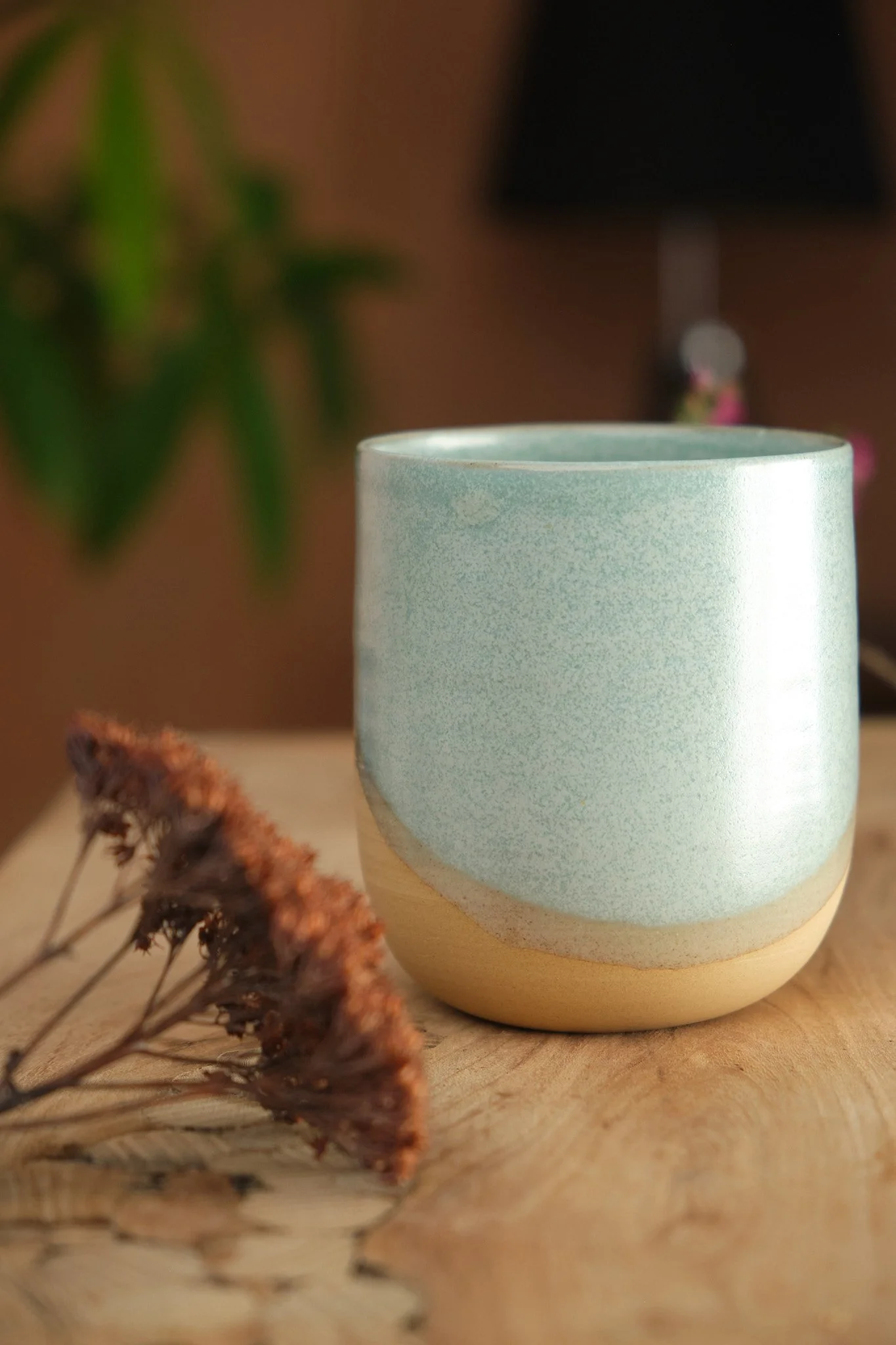 Tasse céramique en grès La paume artisan périgourdin sable vert.jpg