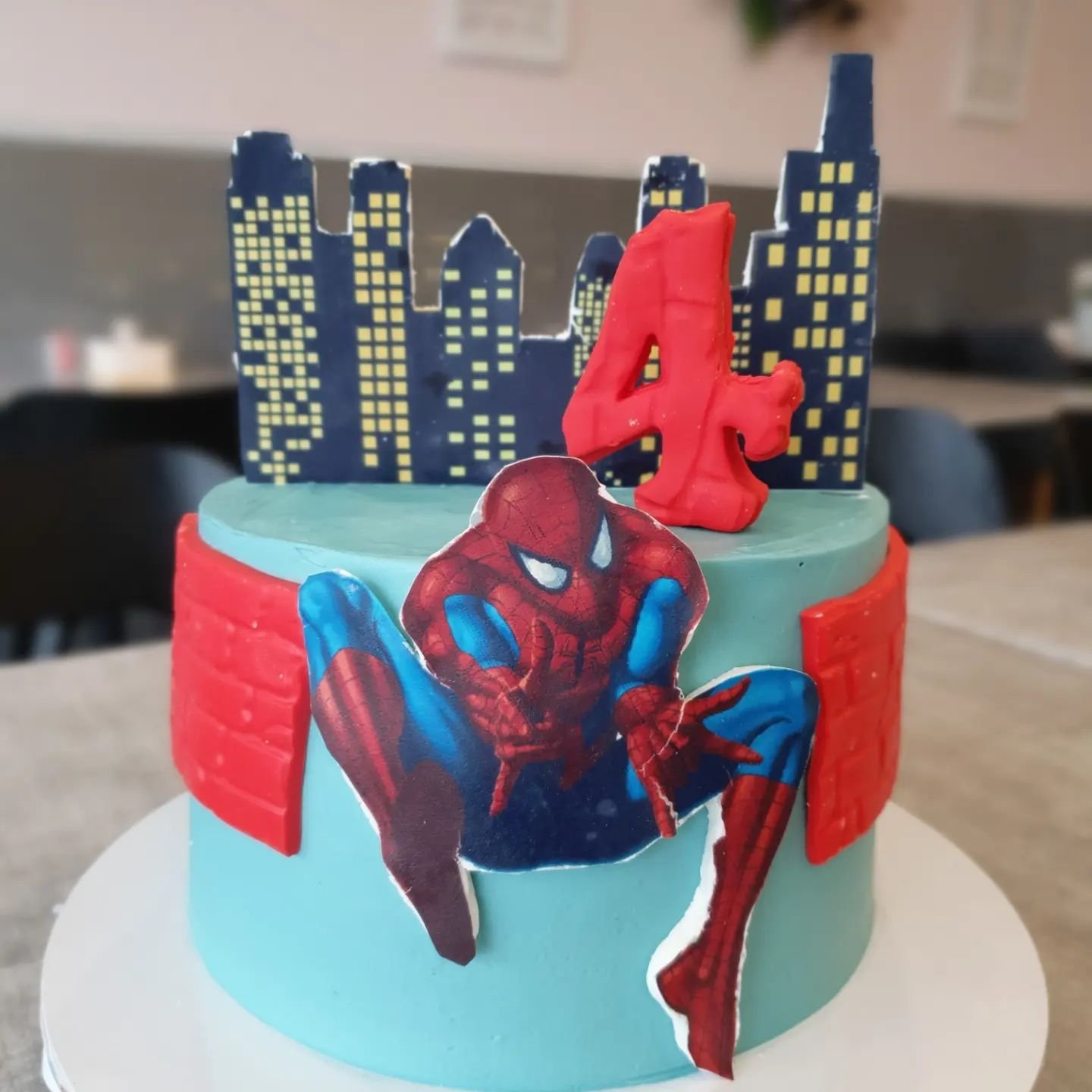 HILLS Cake and Coffee Custom-designed Cakes14.jpg