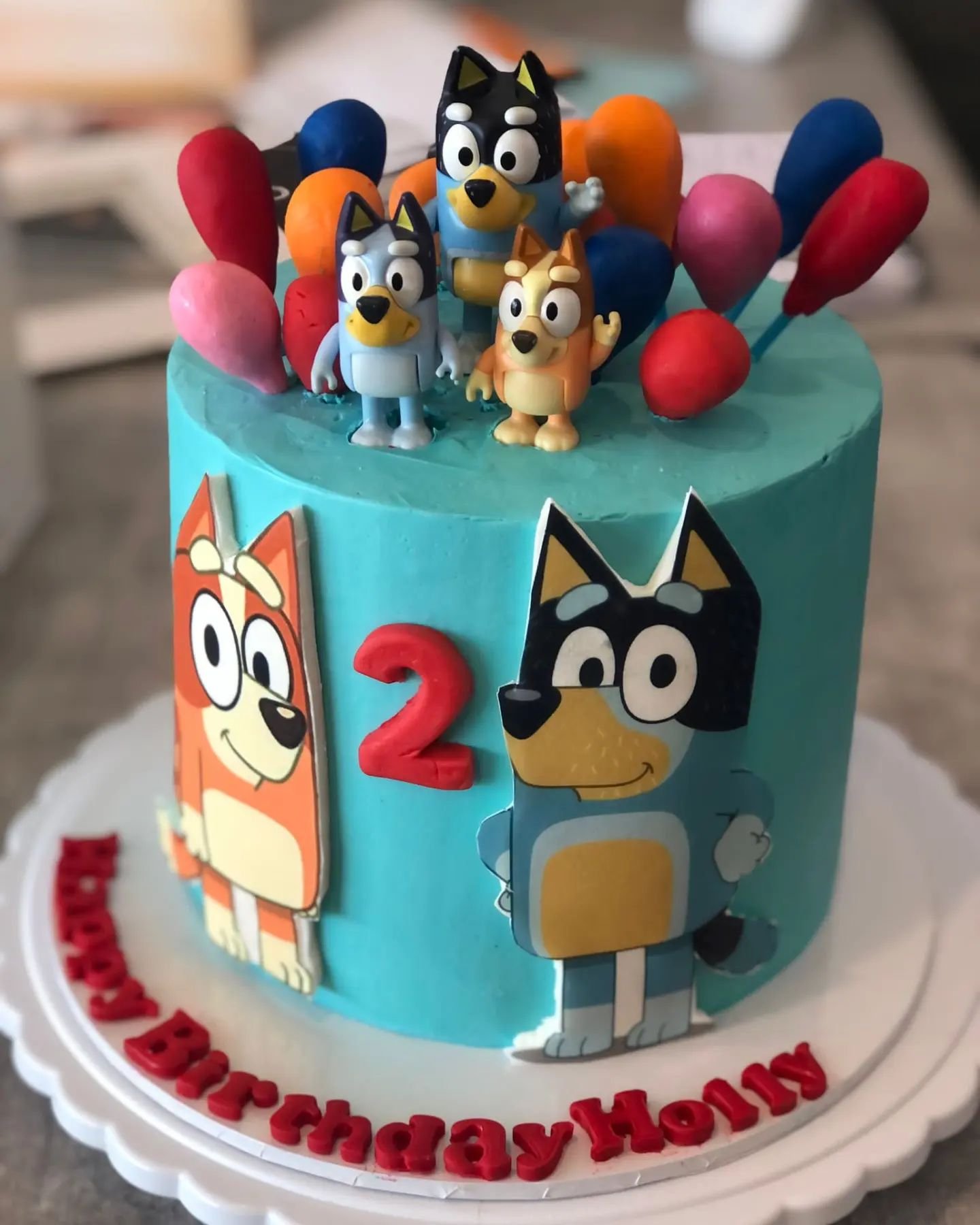 HILLS Cake and Coffee Custom-designed Cakes12.jpg
