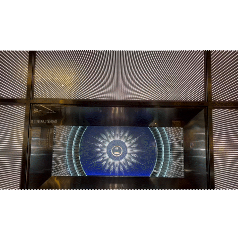 holiday 1.gif