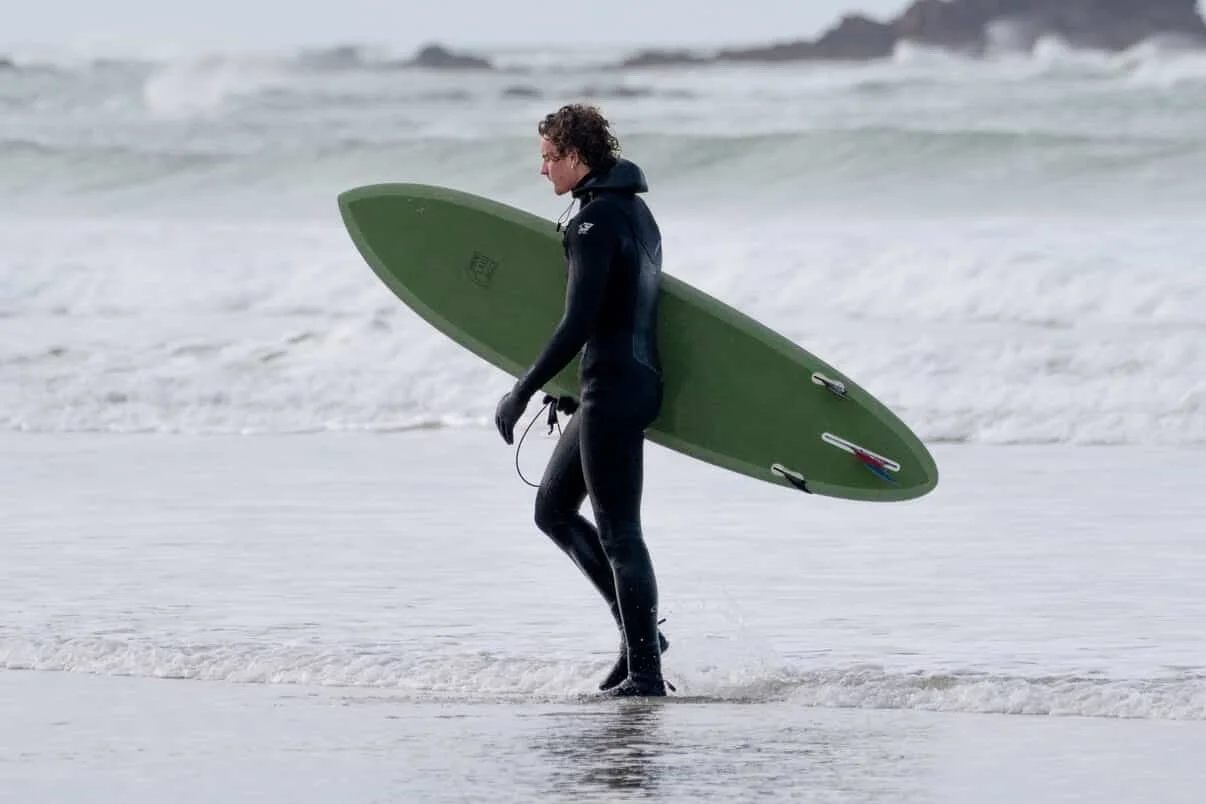performance-midlength-surfboard.JPG